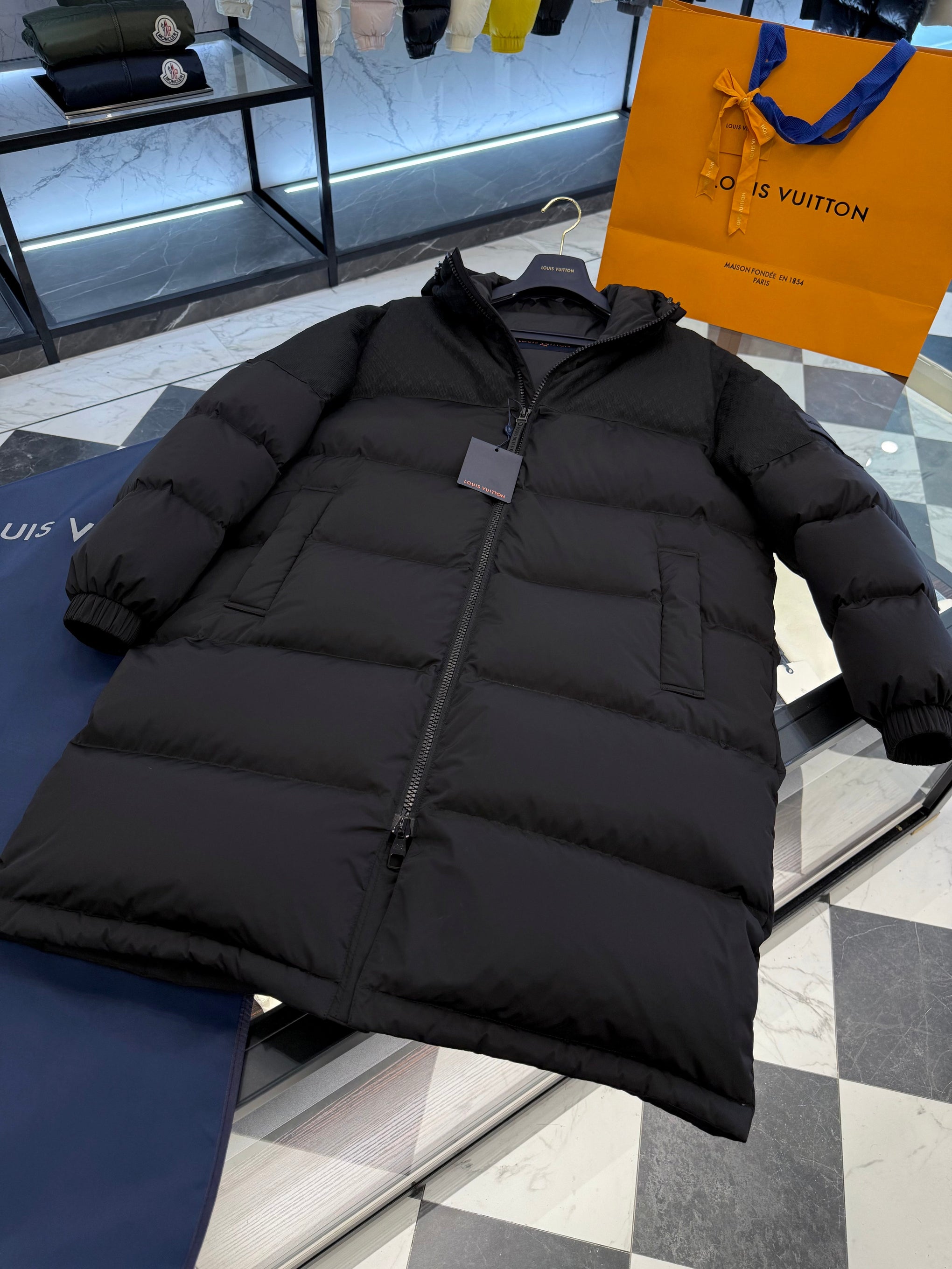 LOU COAT