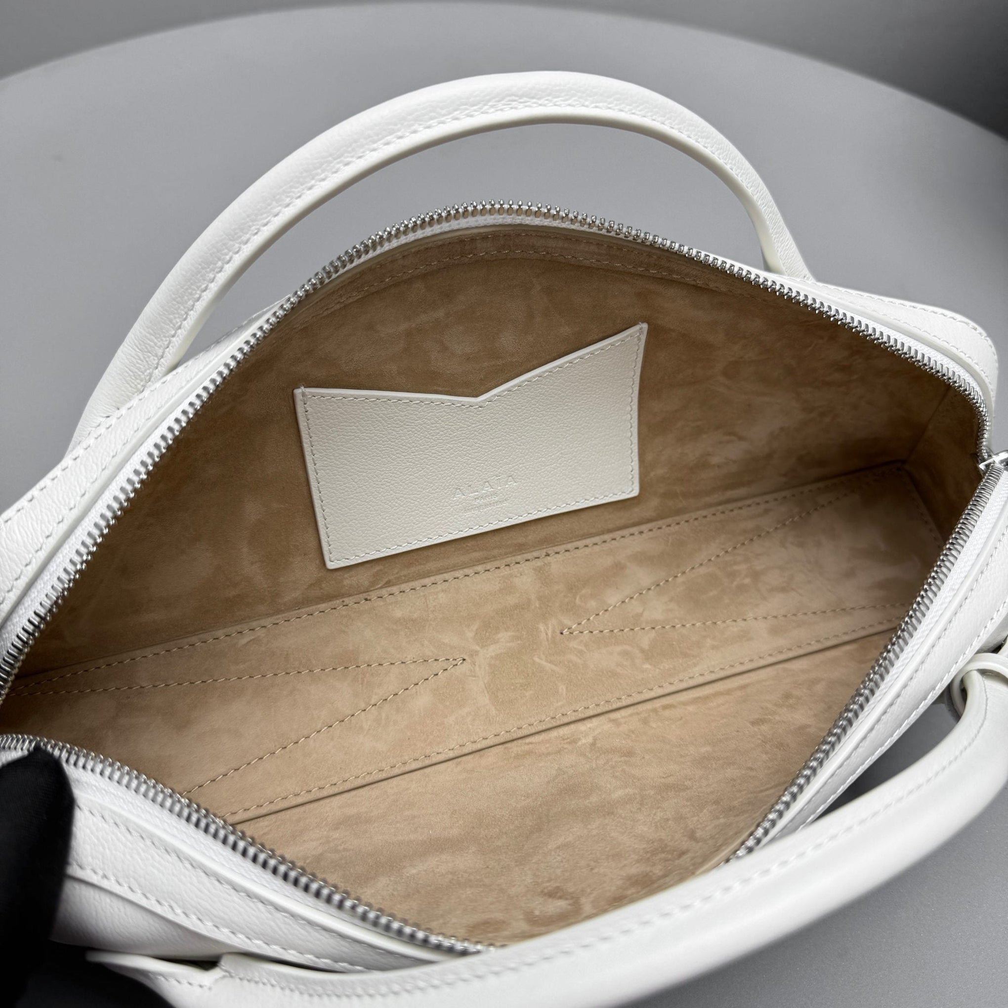 ALAIA LE TECKEL CLUTCH