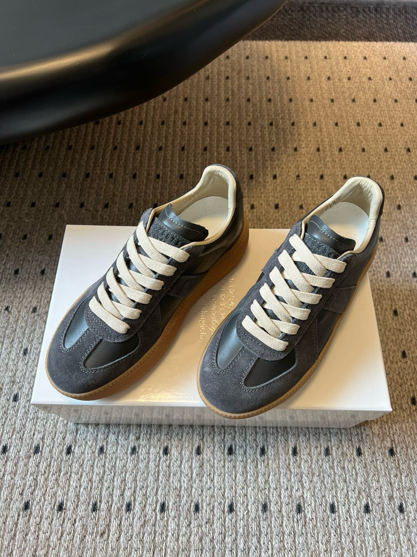 MAISON M SNEAKERS