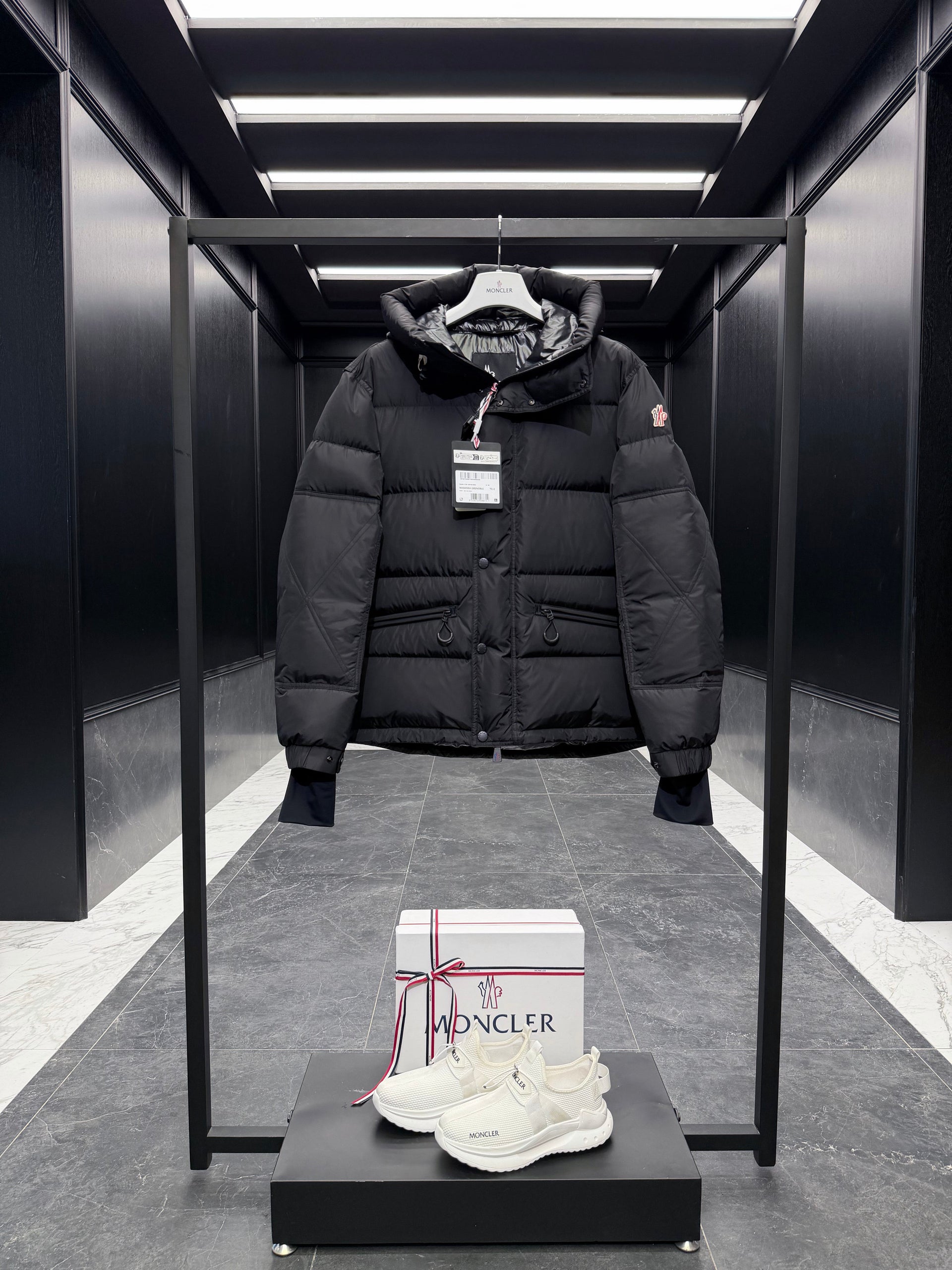 MONC KASANKA JACKET