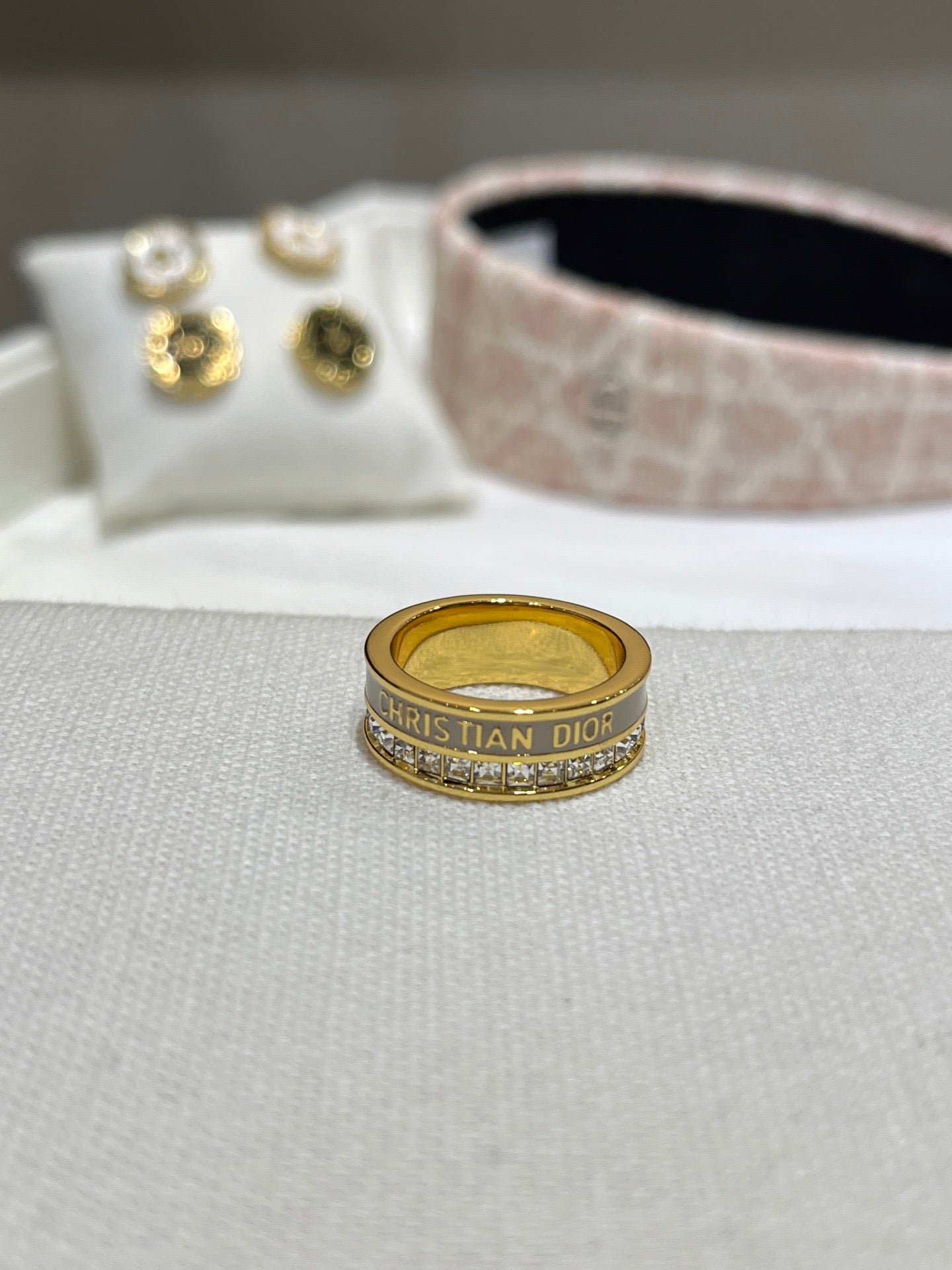 CD RING