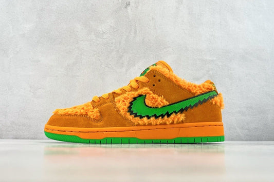 DUNK LOW DEAD BEARS