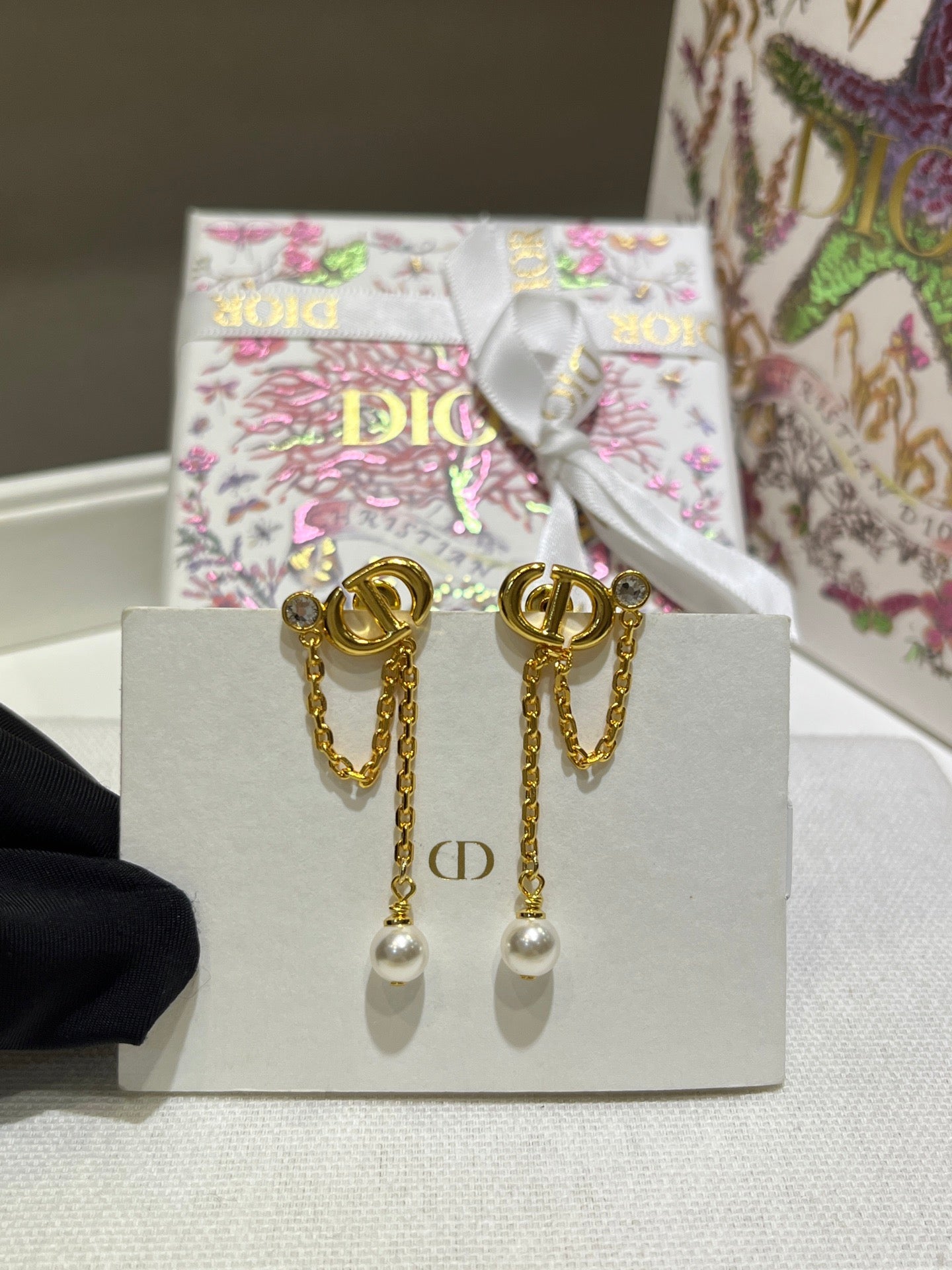 CD EARRINGS