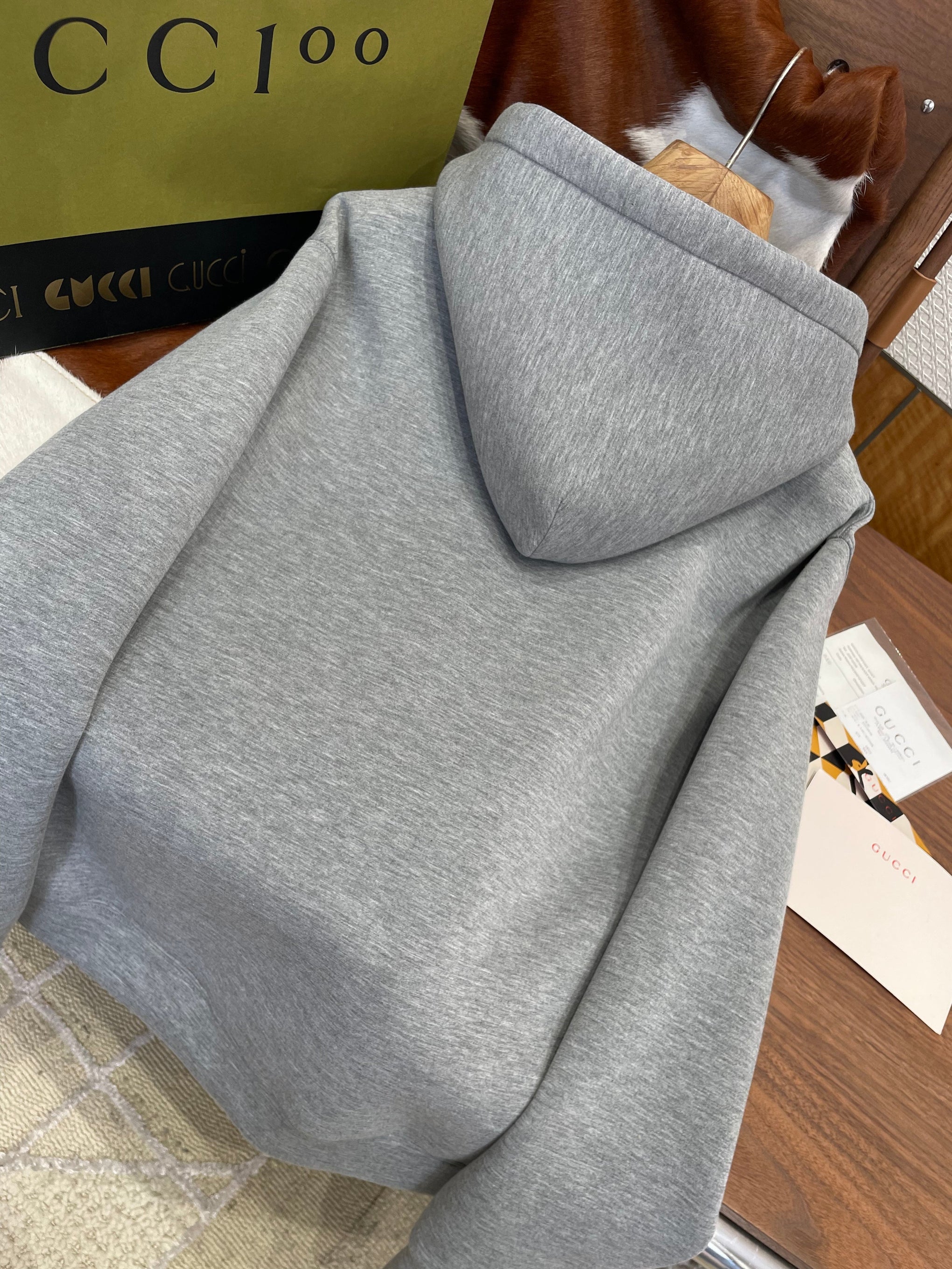 GG HOODIE