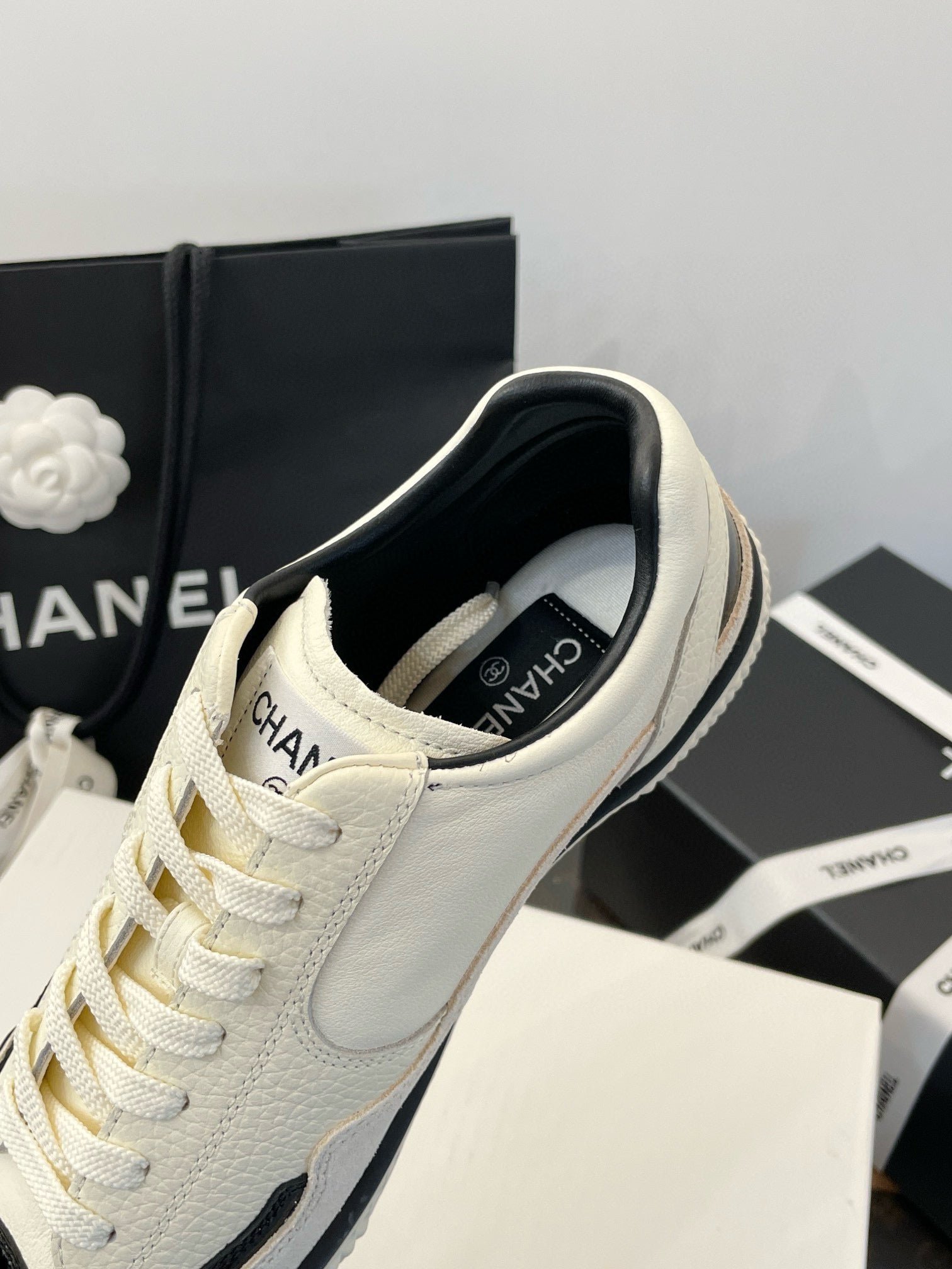 CC SNEAKER
