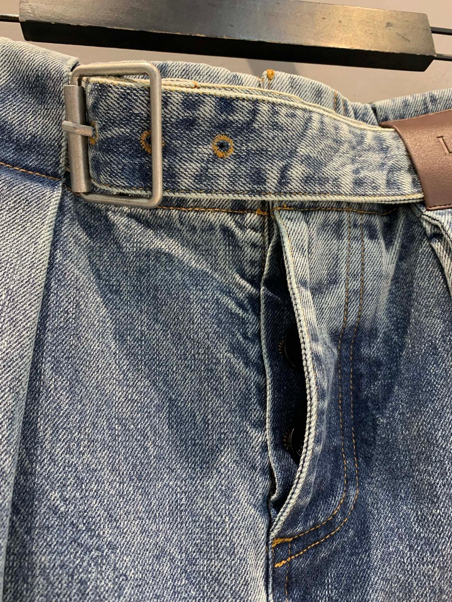LOEW JEANS