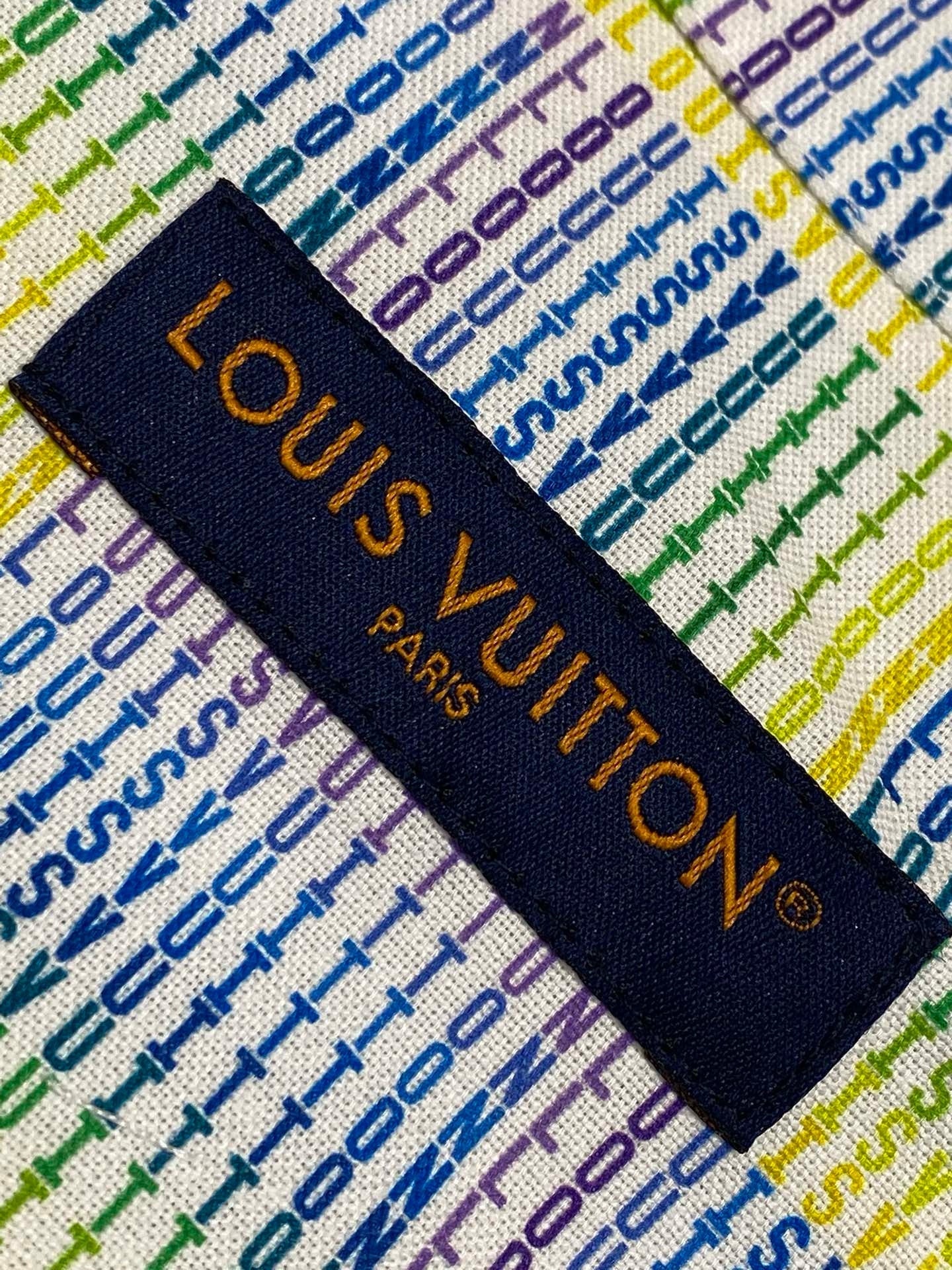 LOU SHIRT