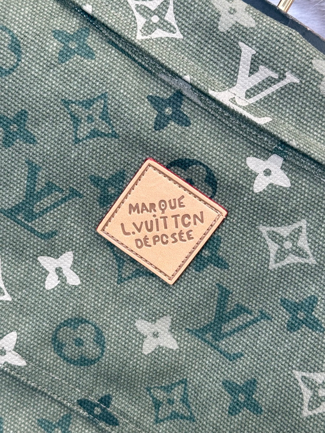 LOU DENIM SHIRT