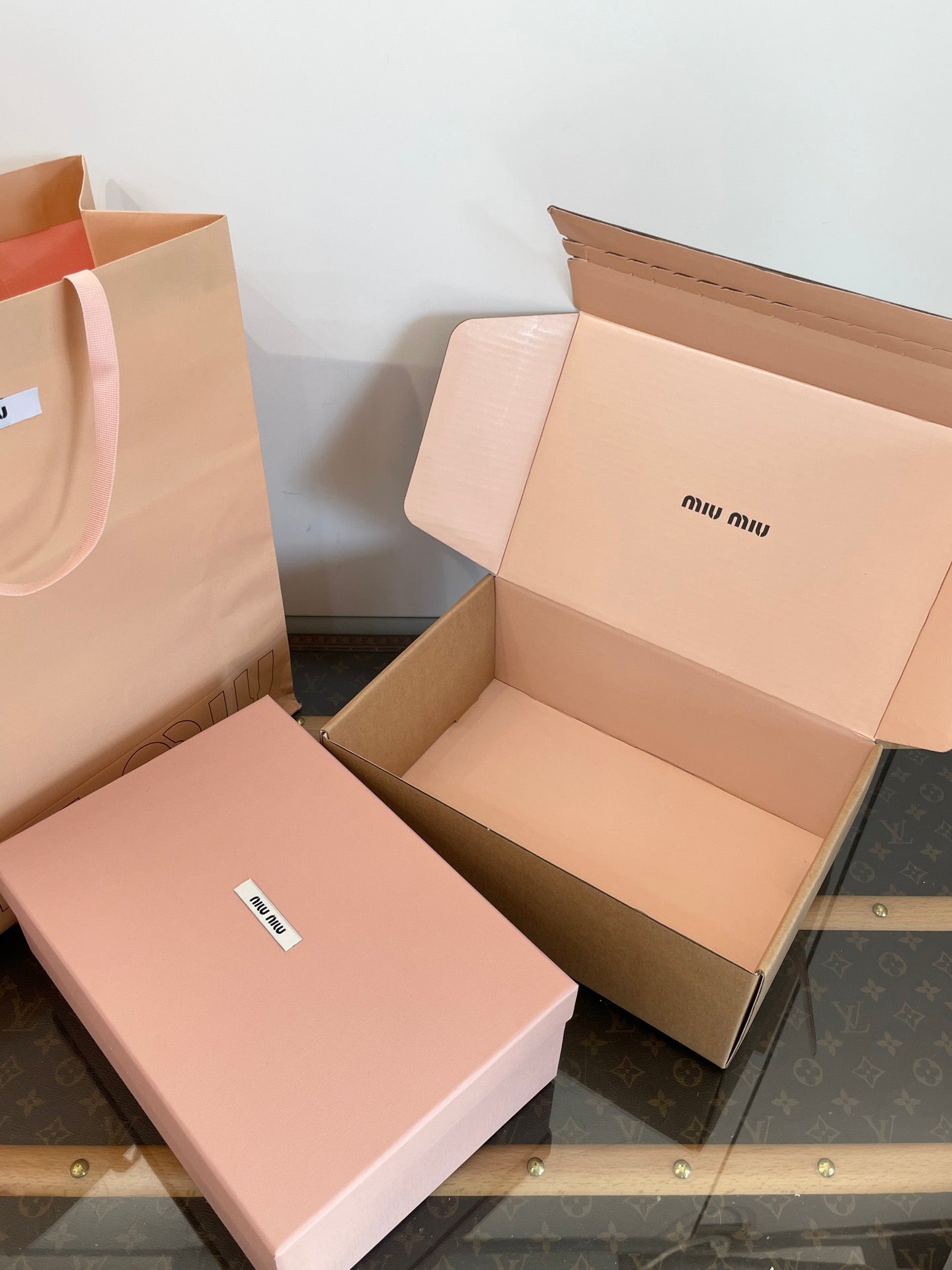 MIU M SNEAKERS