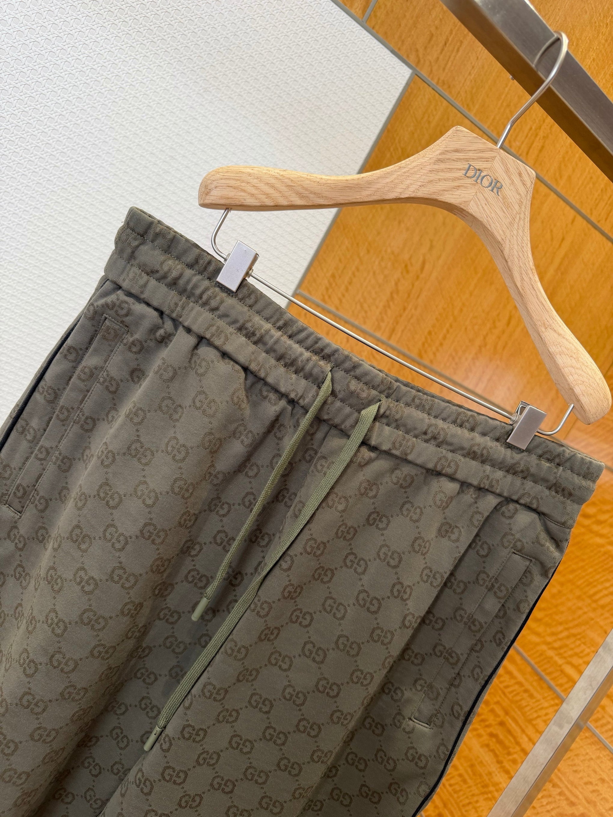 GG SHORTS
