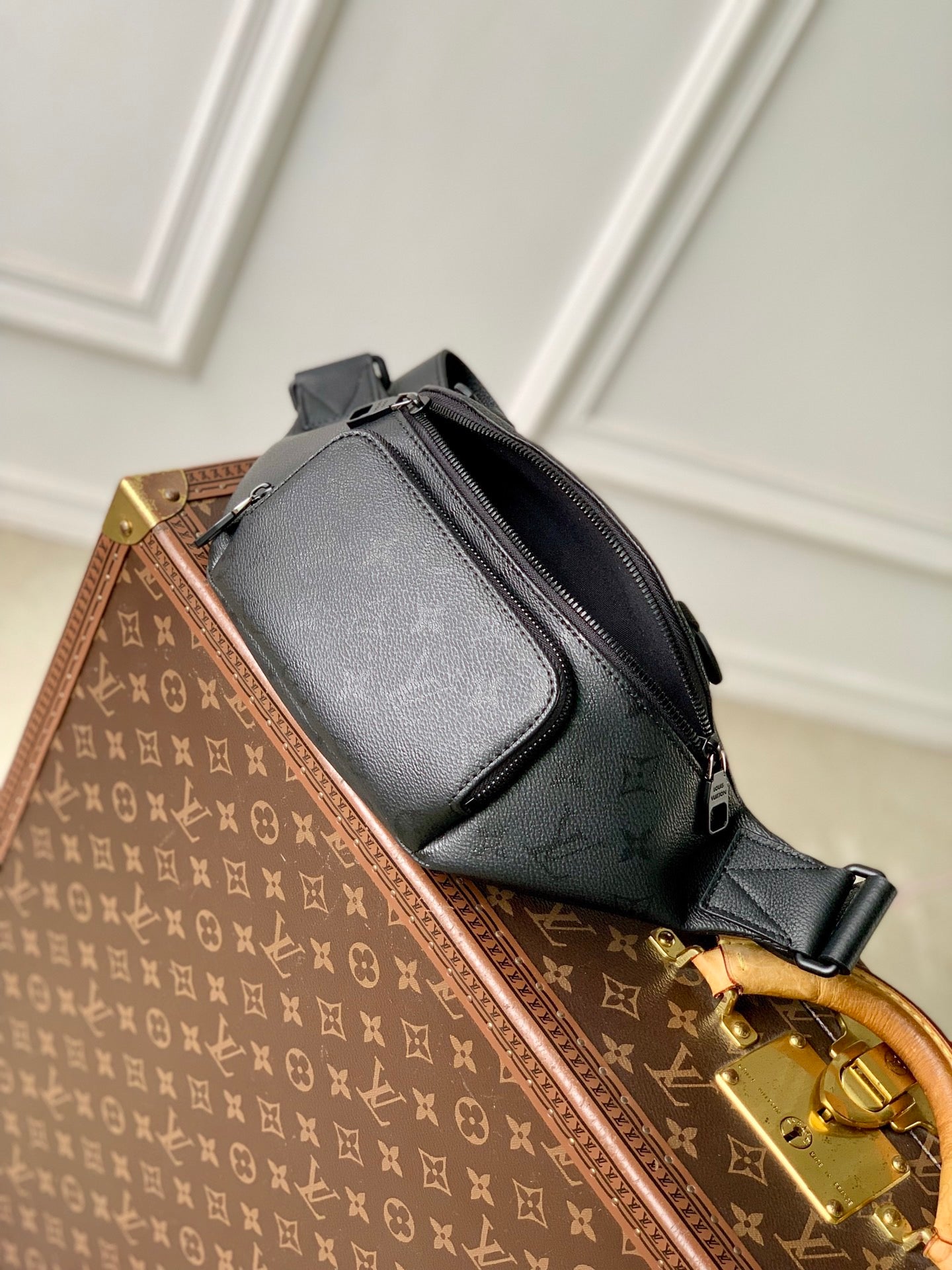 LOU RUSH BUMBAG