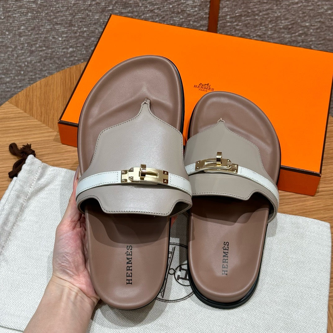 HERM EMPIRE SANDALS