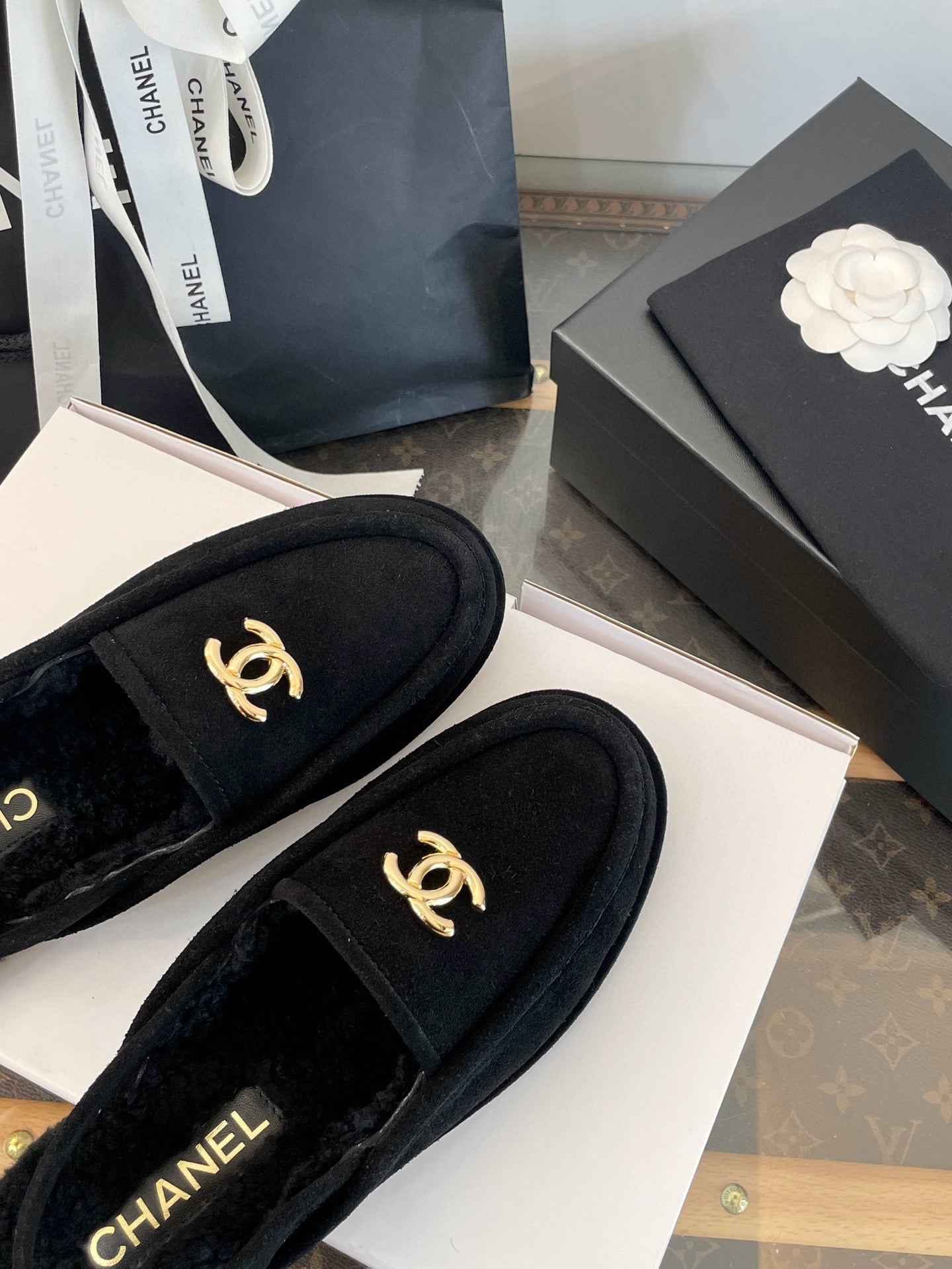 CC FUR MULES