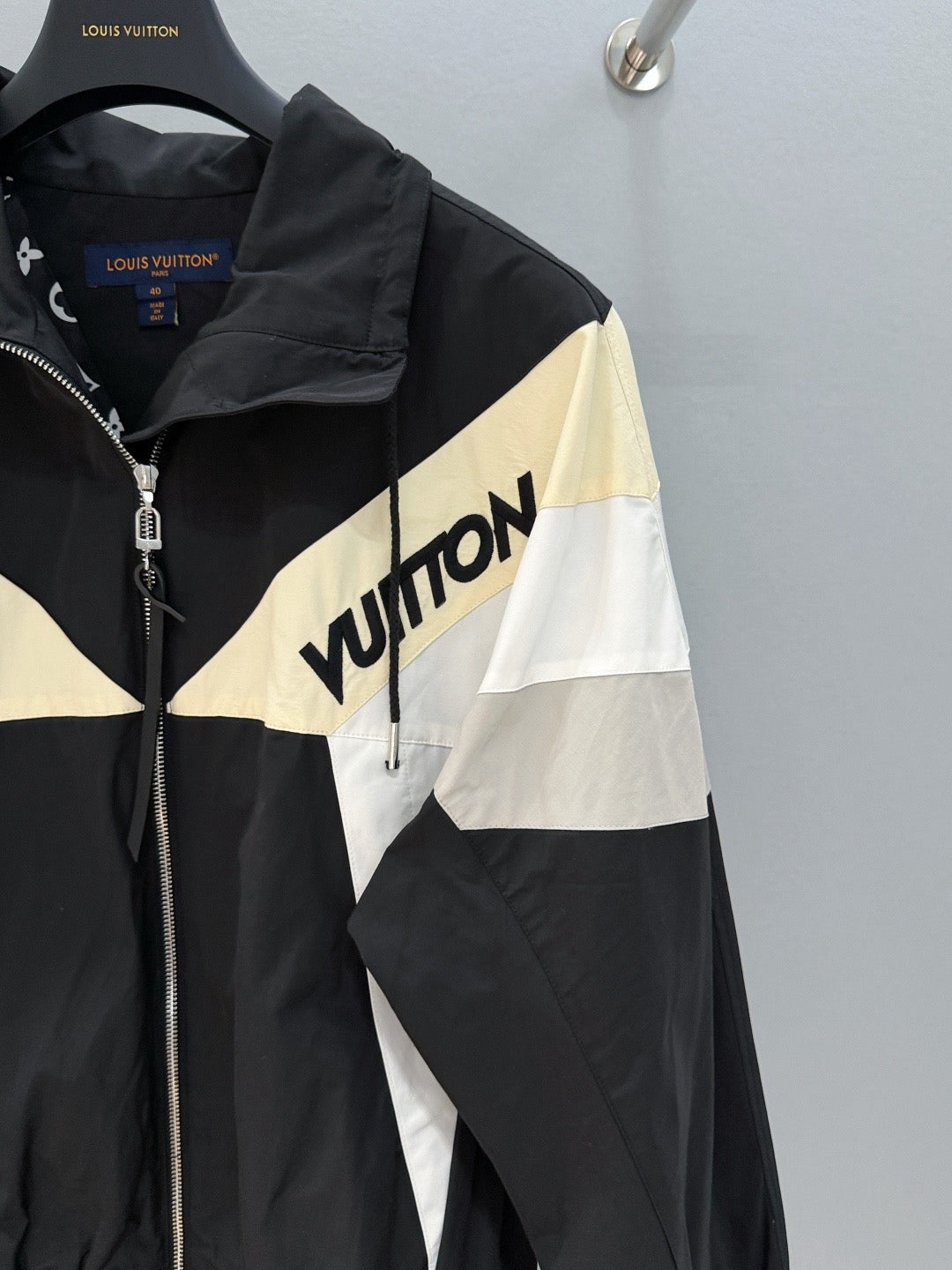 LOU JACKET
