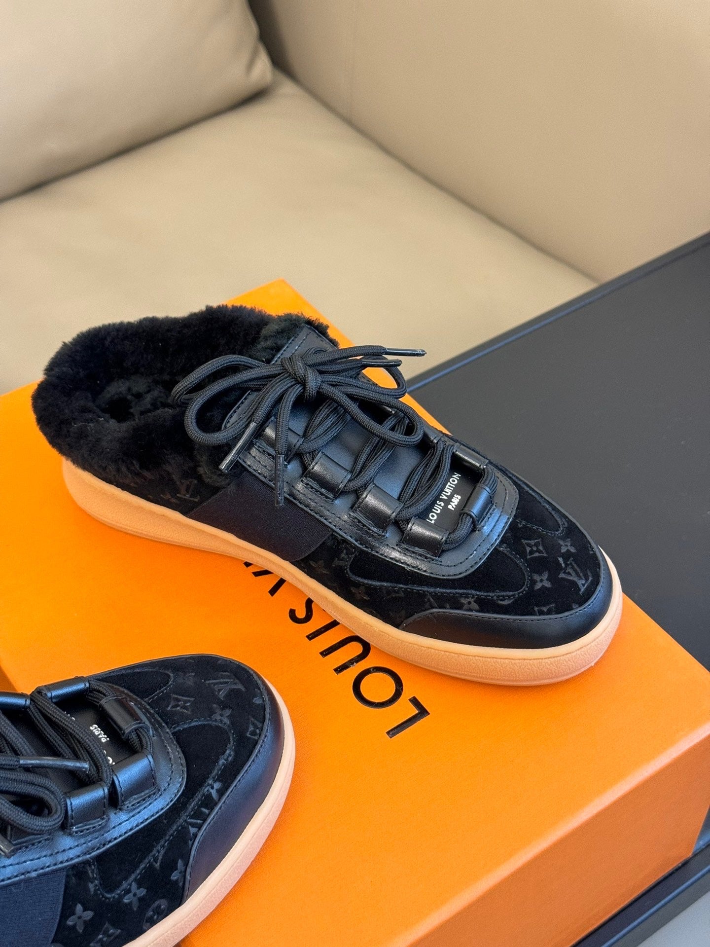 LOU OPEN BACK SNEAKERS