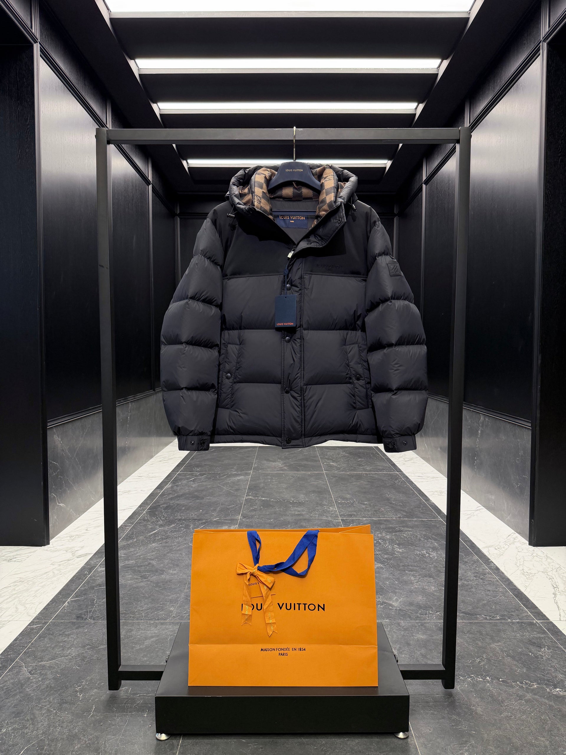LOU PUFFER JACKET