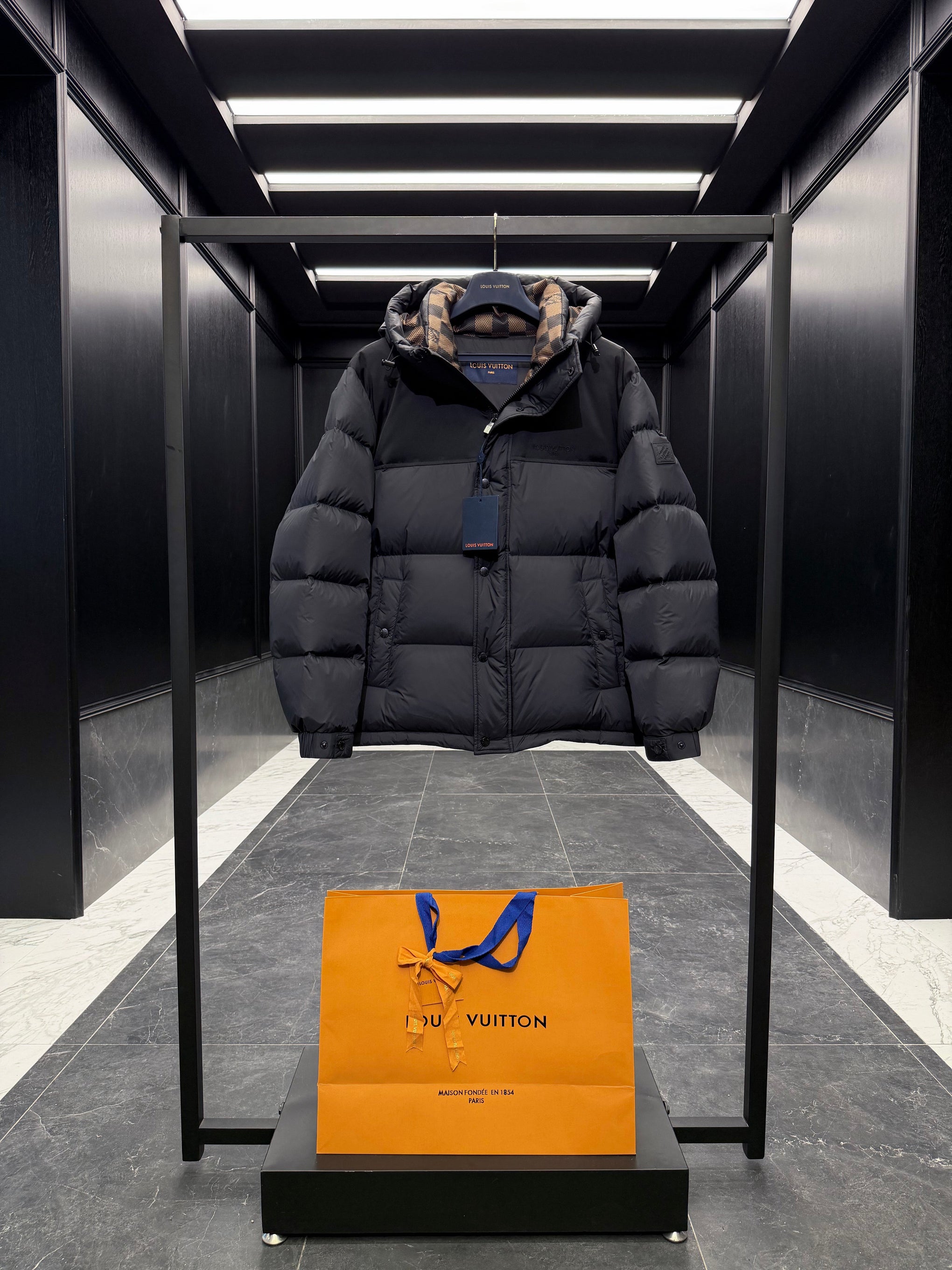 LOU PUFFER JACKET
