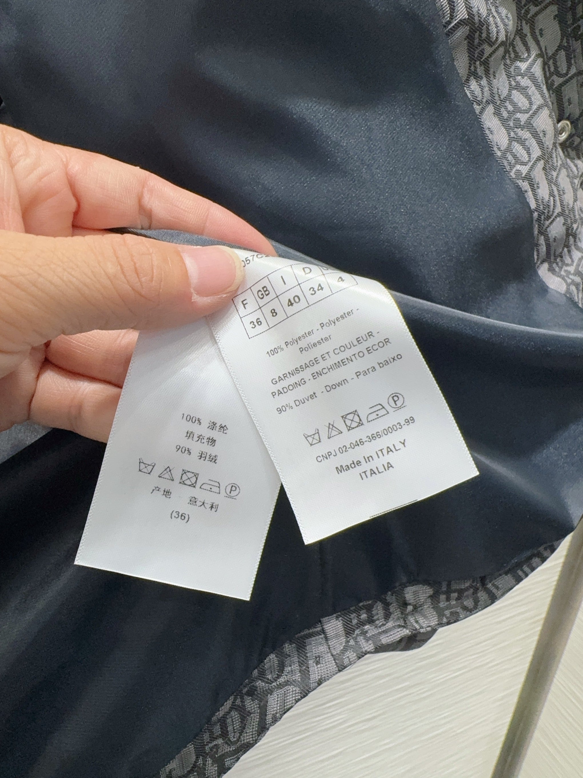 CD VEST