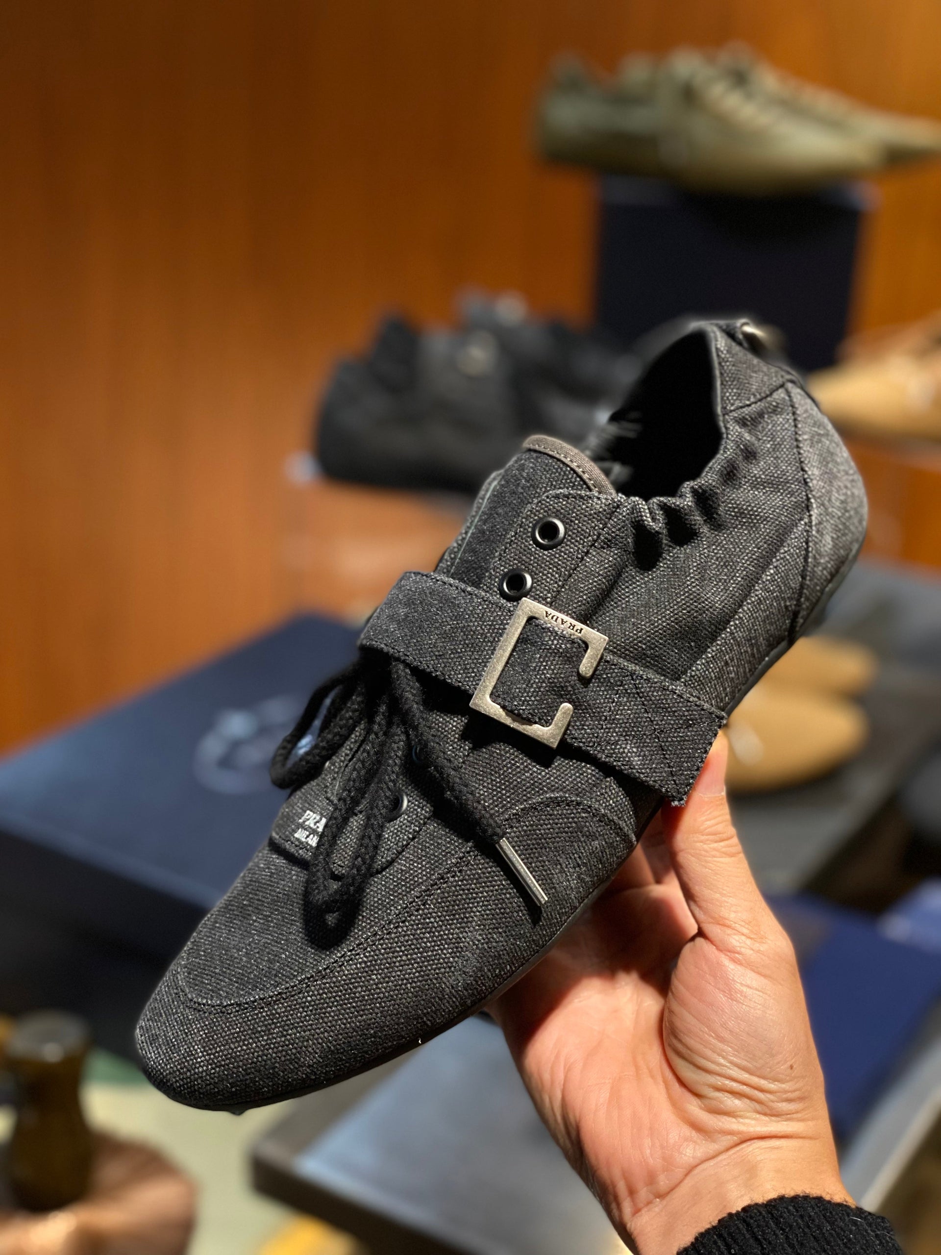 PD COLLAPSE SNEAKER