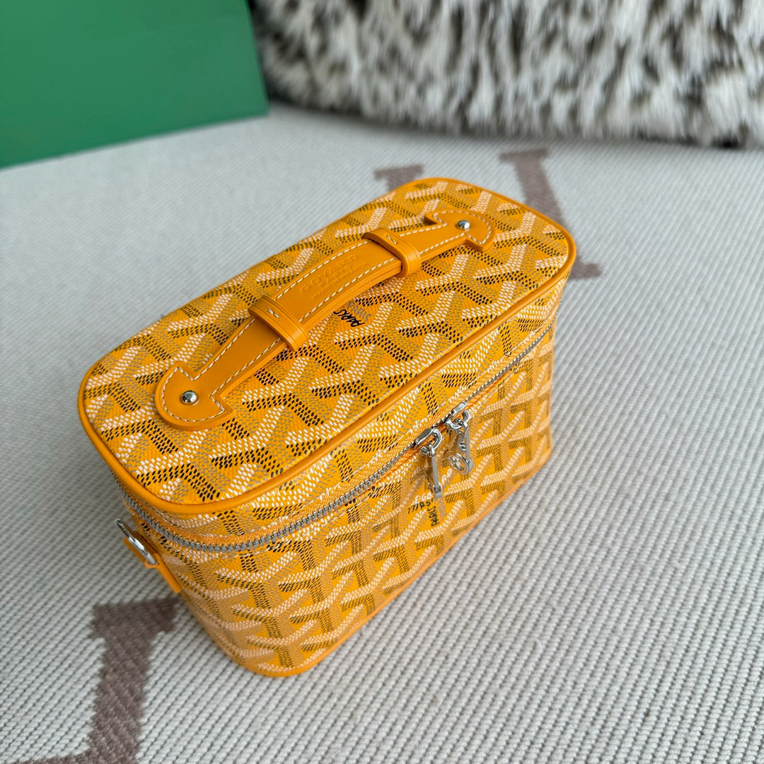 GOYA MUSE MINI VANITY BAG