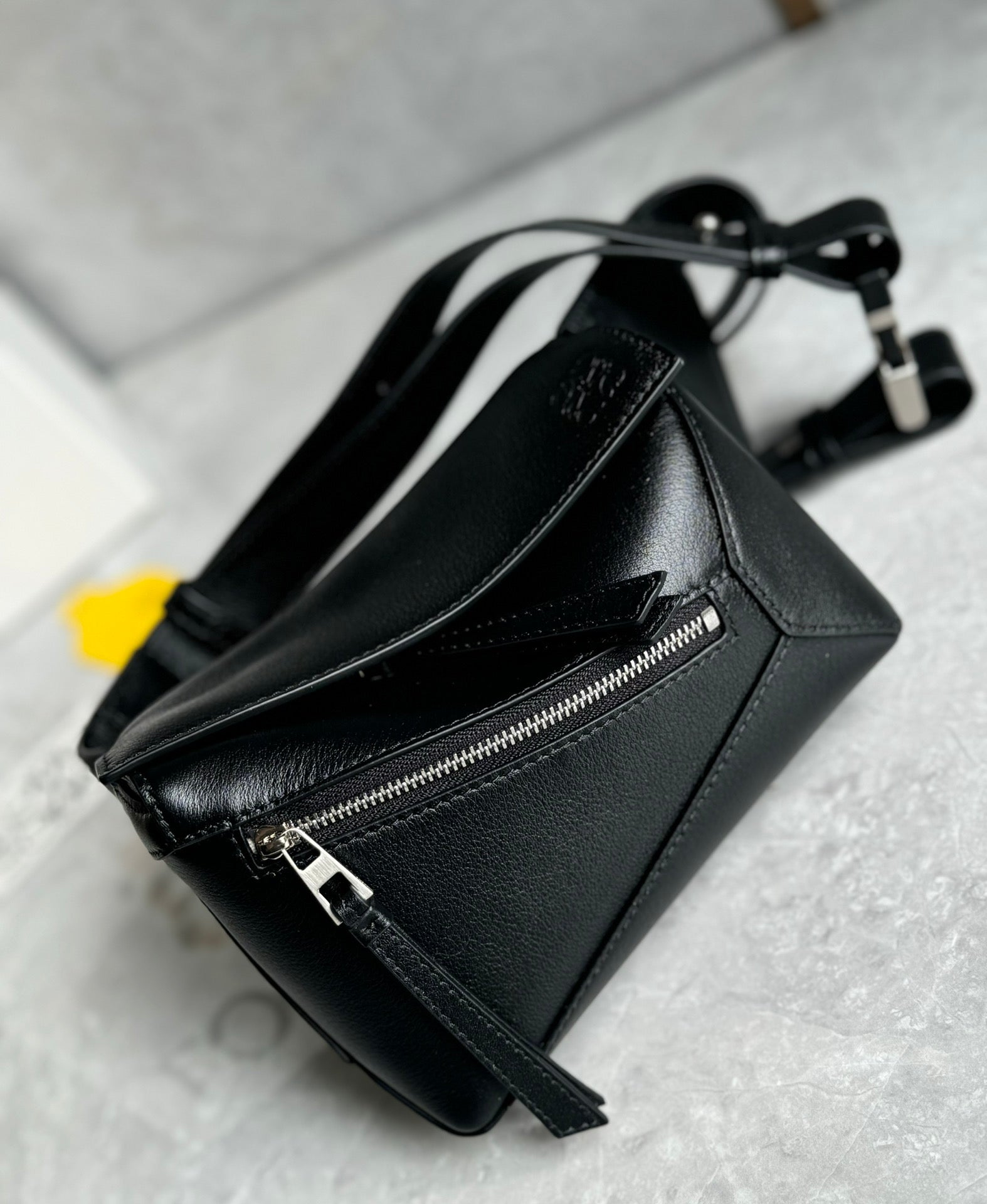 LOEW MINI PUZZLE BUMBAG