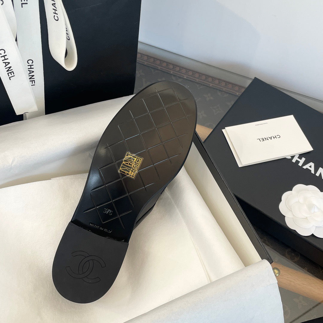 CC LOAFERS