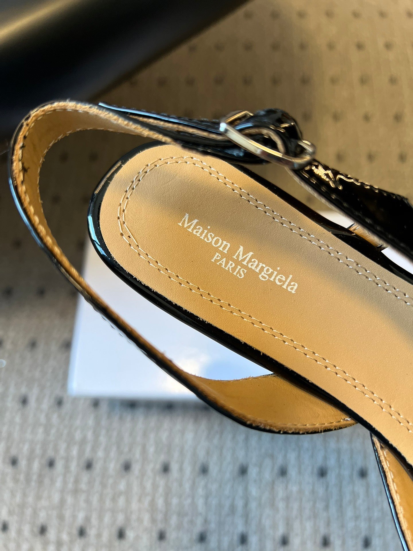 MAISON M TABI SLINGBACK