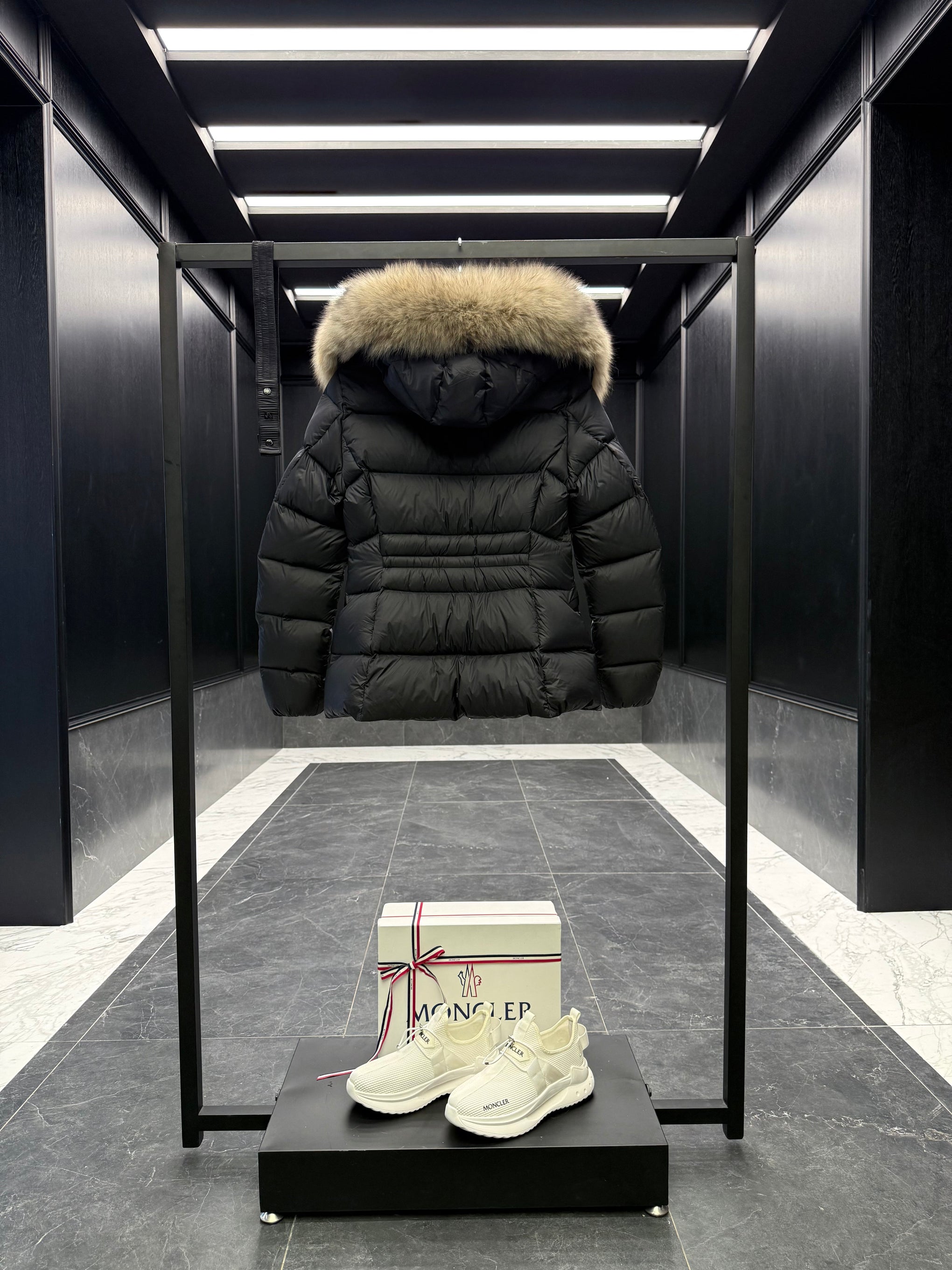 MONC BOED JACKET