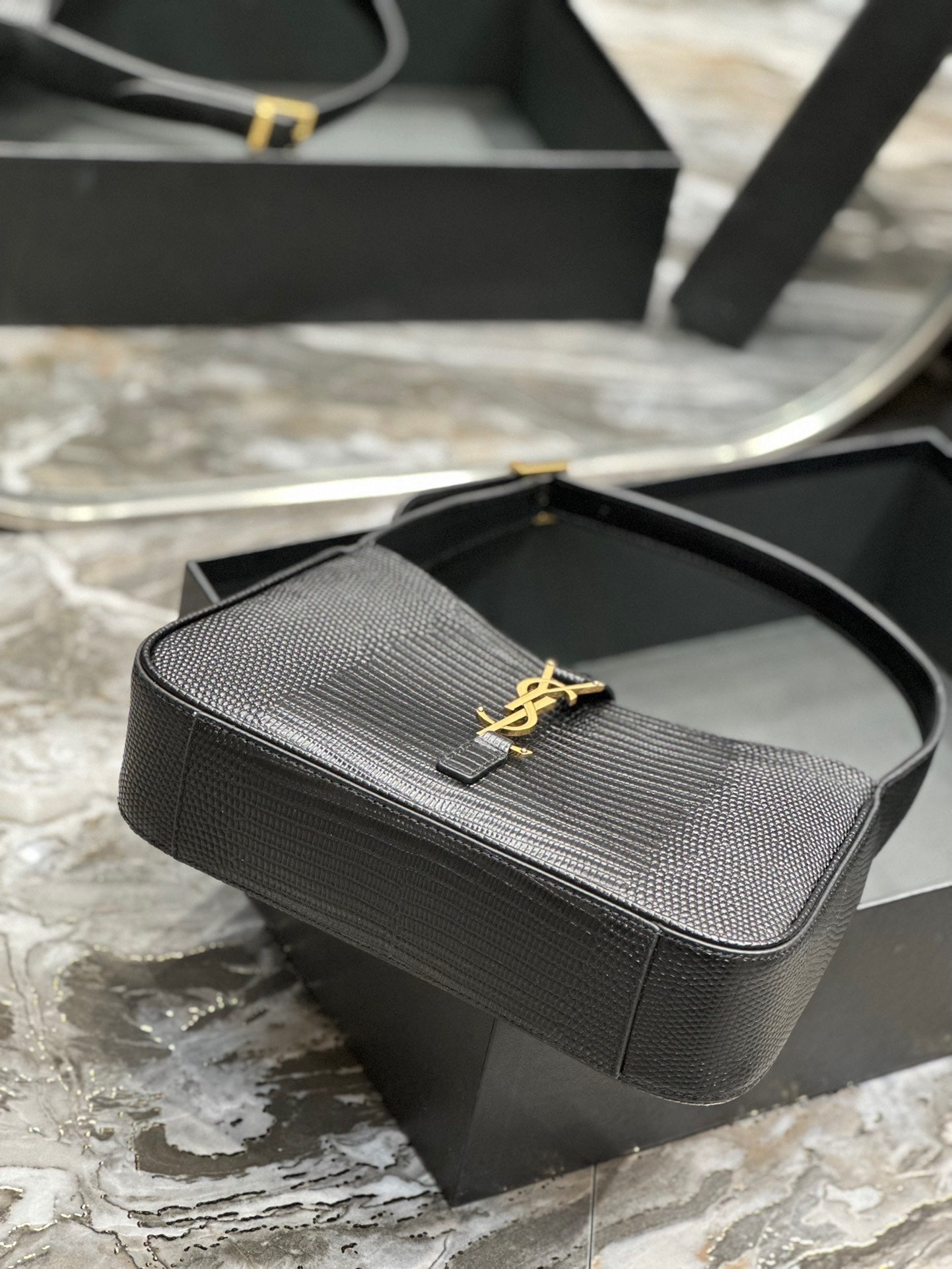 SL LE 5 A 7 HOBO BAG