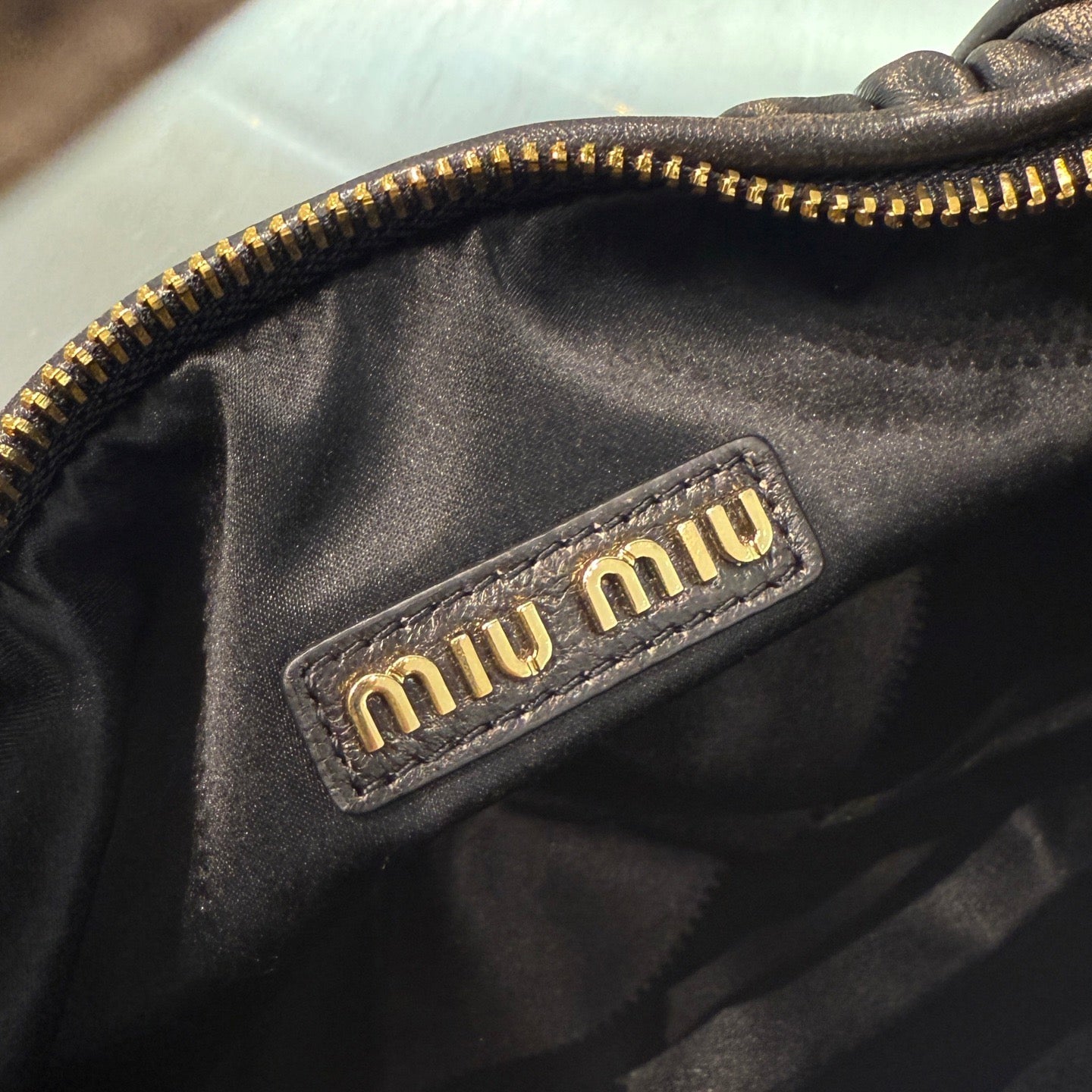 MIU M WANDER BAG