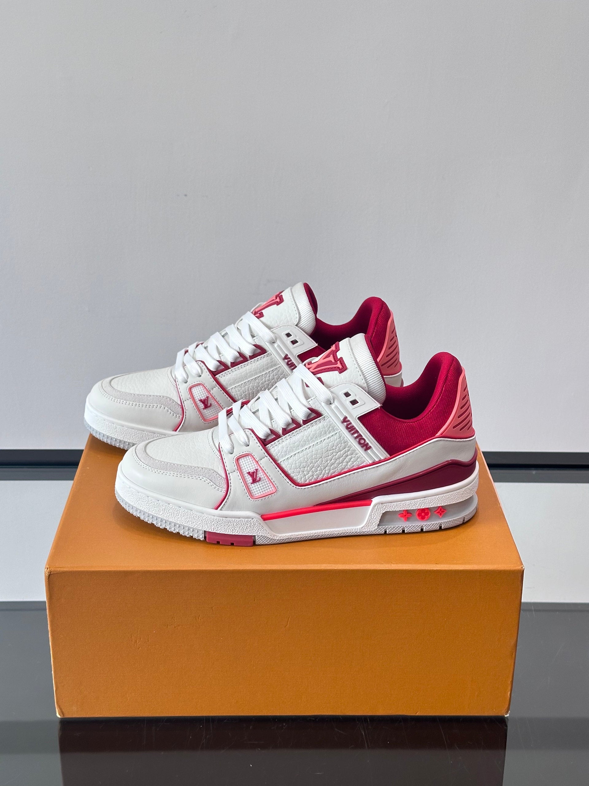 LOU TRAINERS