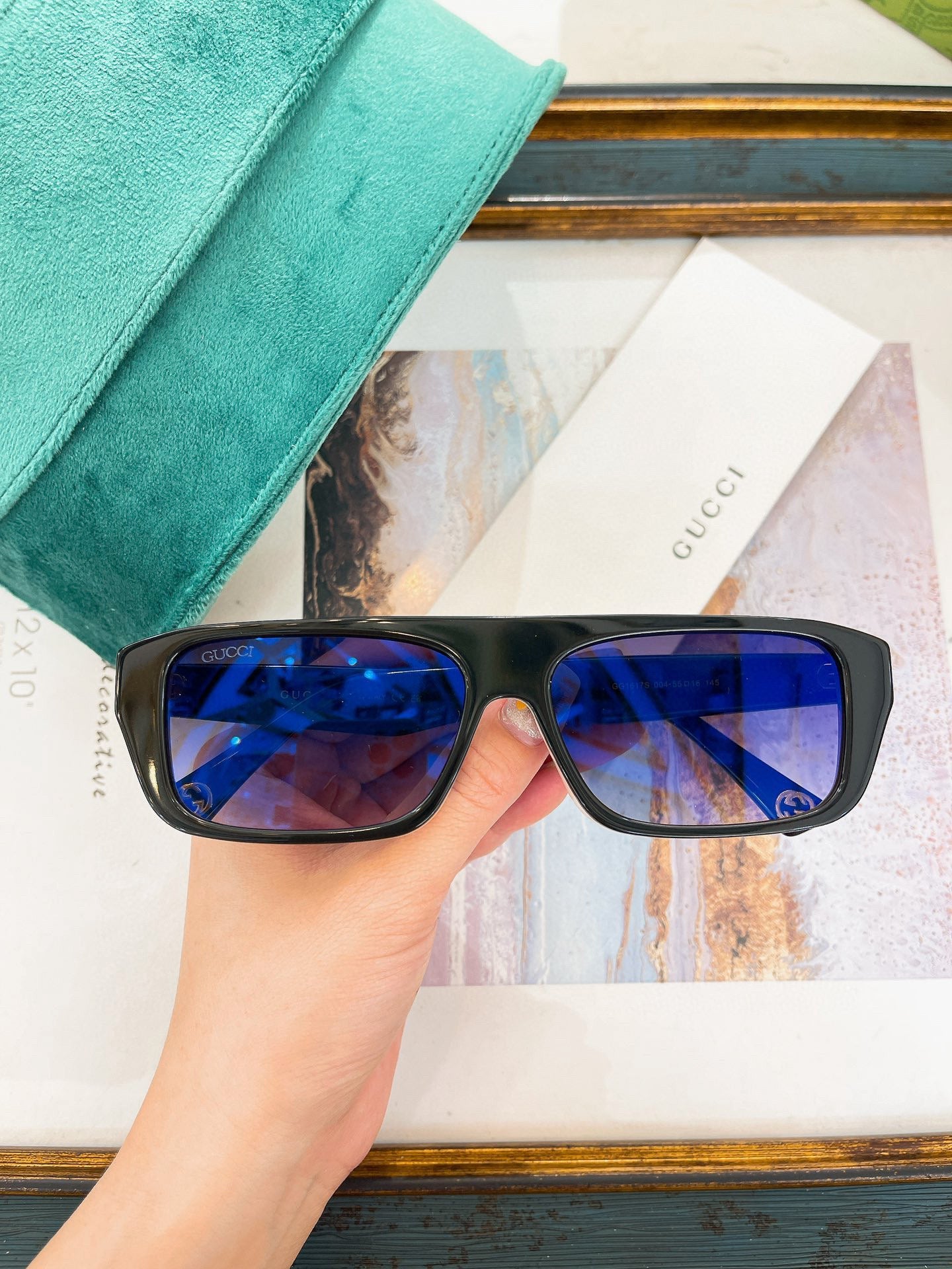 GG SUNGLASSES