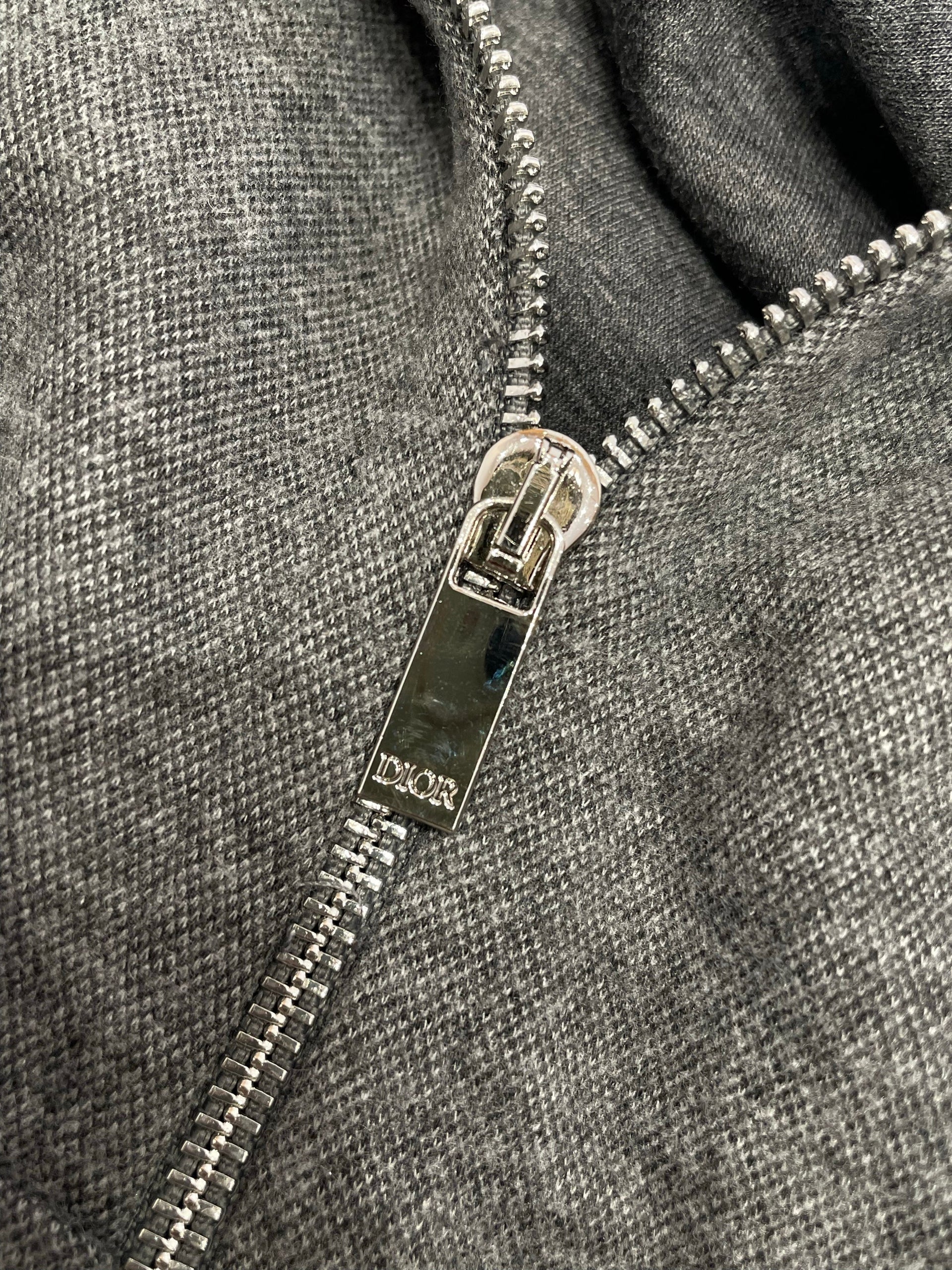 CD ZIP SWEATSHIRT