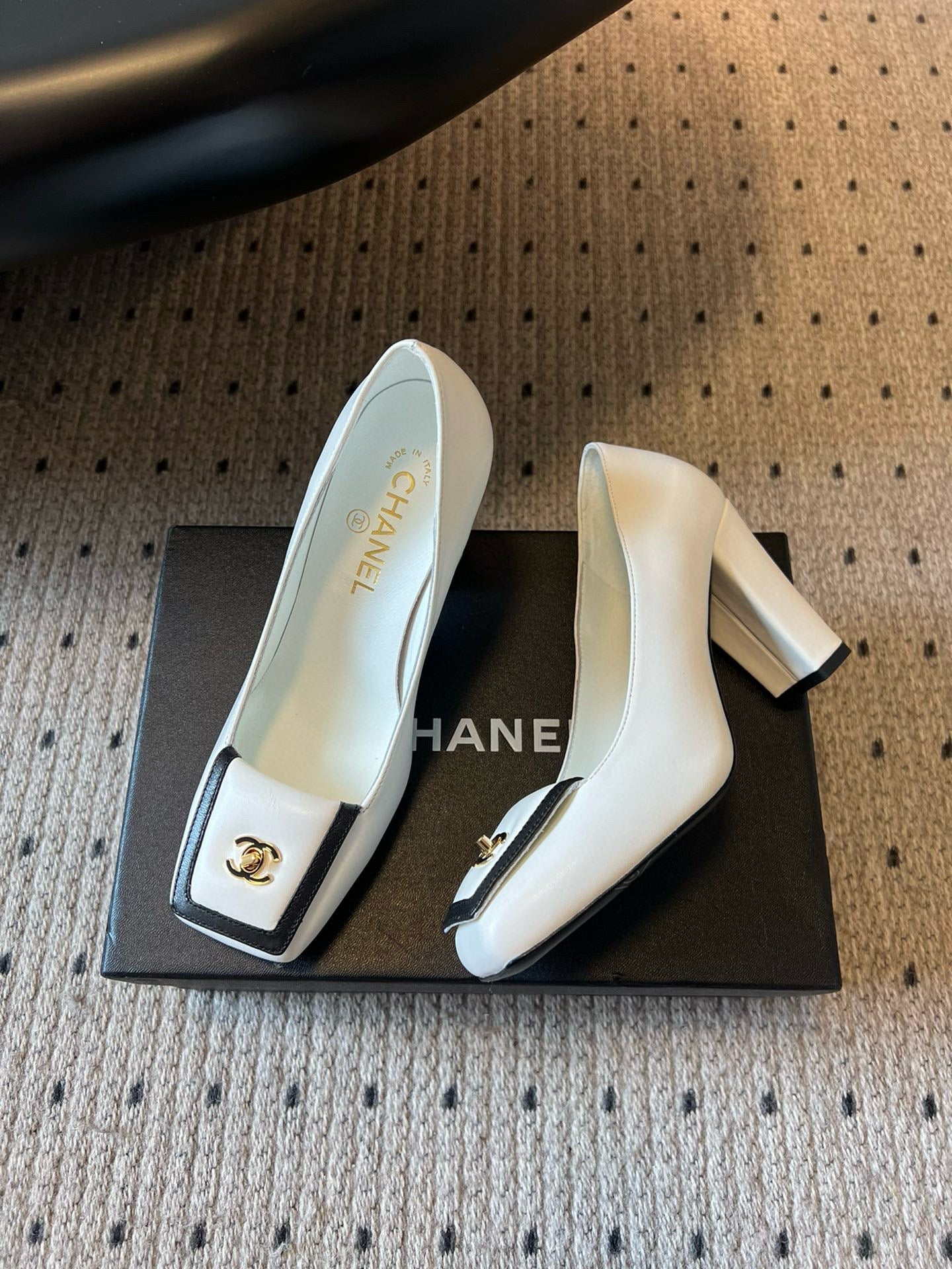 CC HEELS