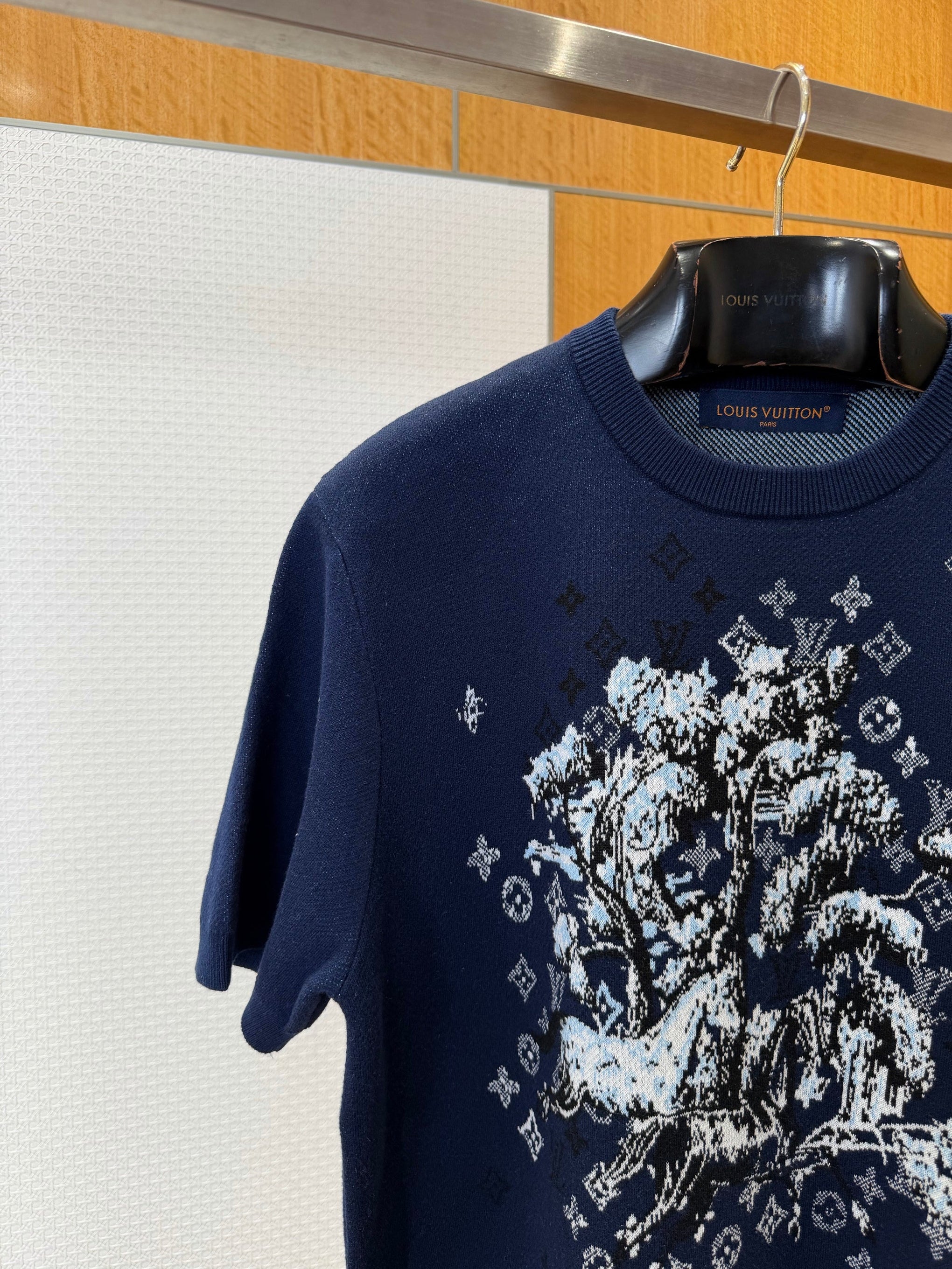 LOU T-SHIRT