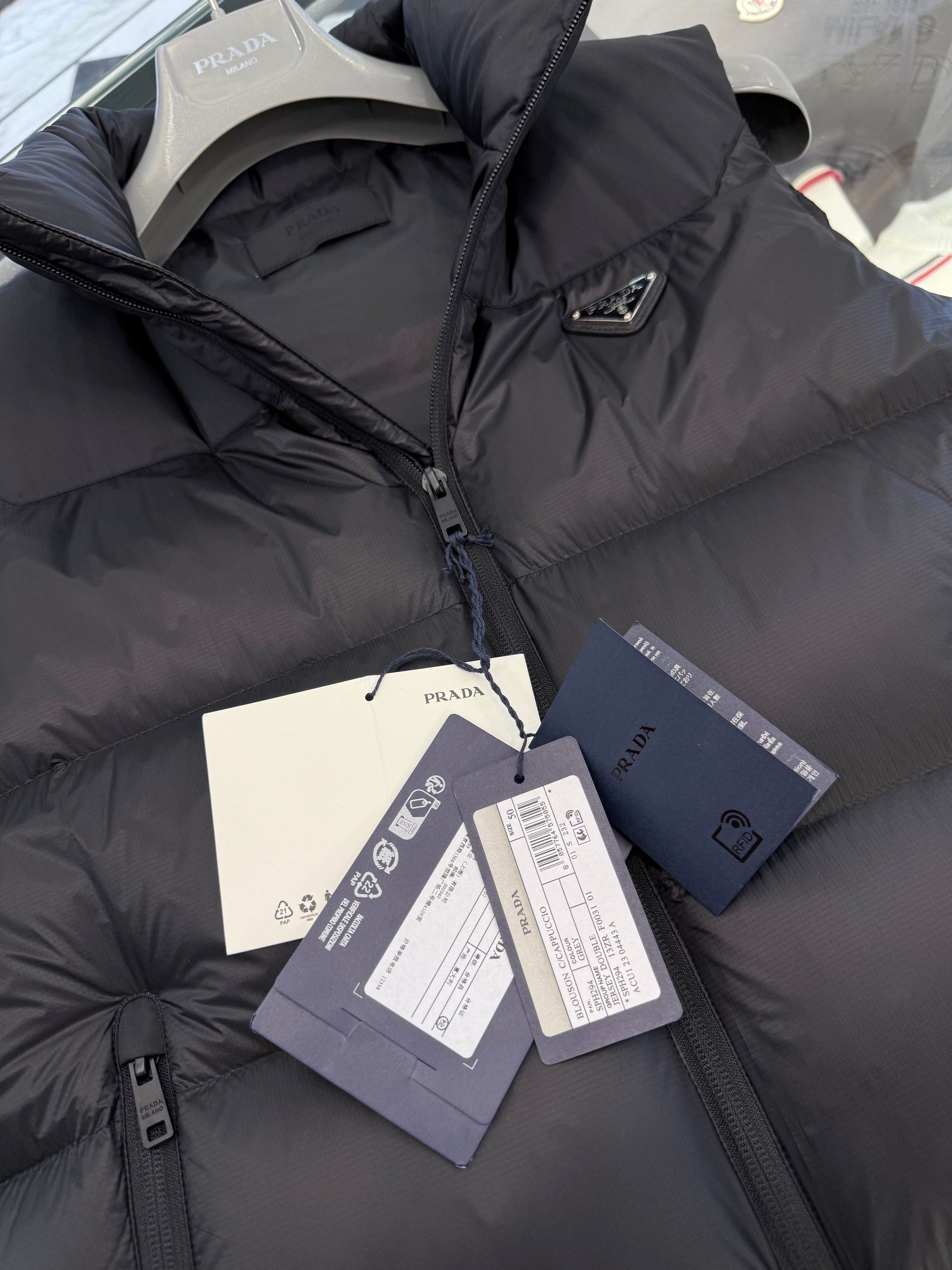 PD VEST