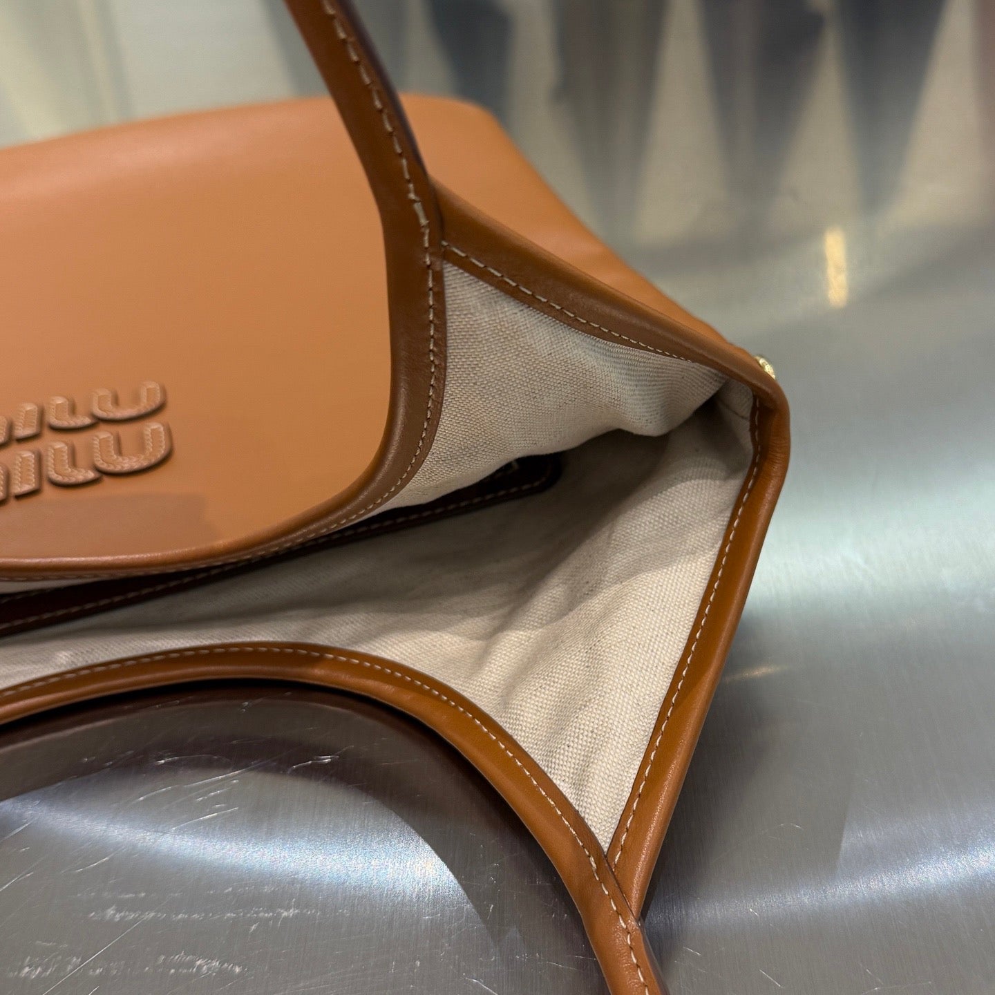 MIU M IVY LEATHER BAG