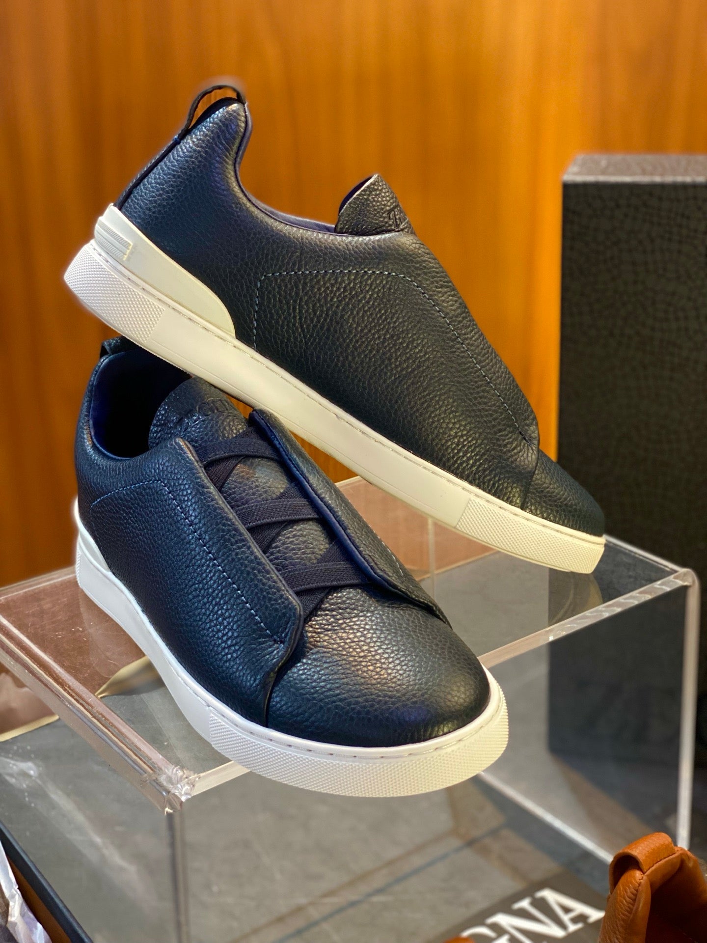 ZEGN TRIPLE STITCH SNEAKER