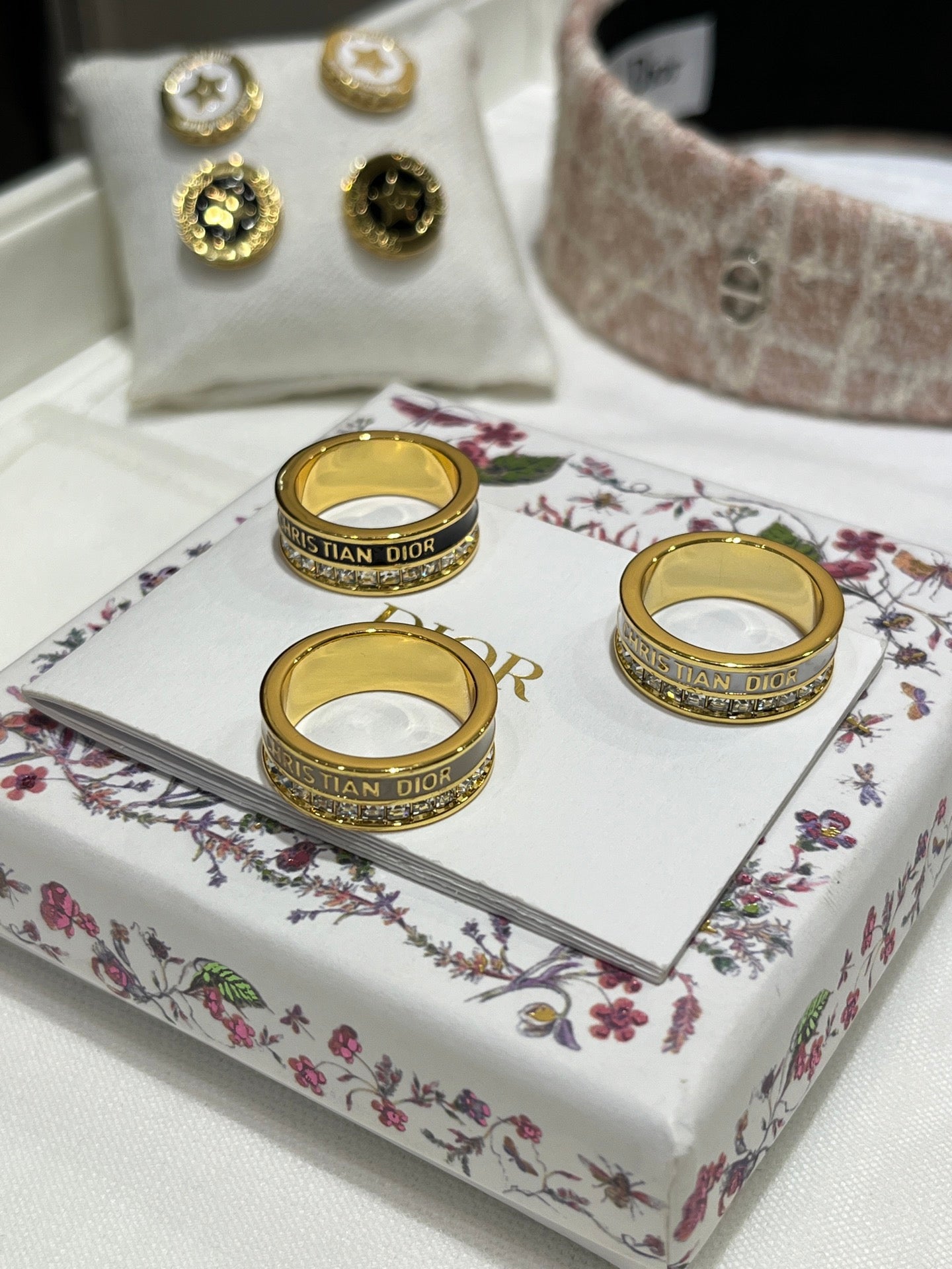CD RING