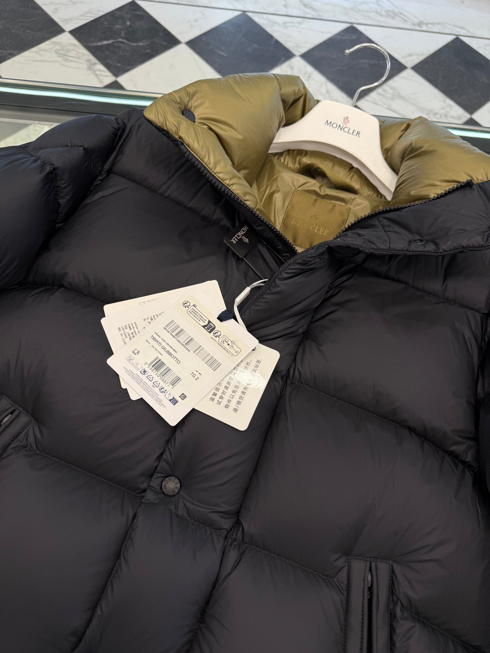 MONC TRIPITI JACKET