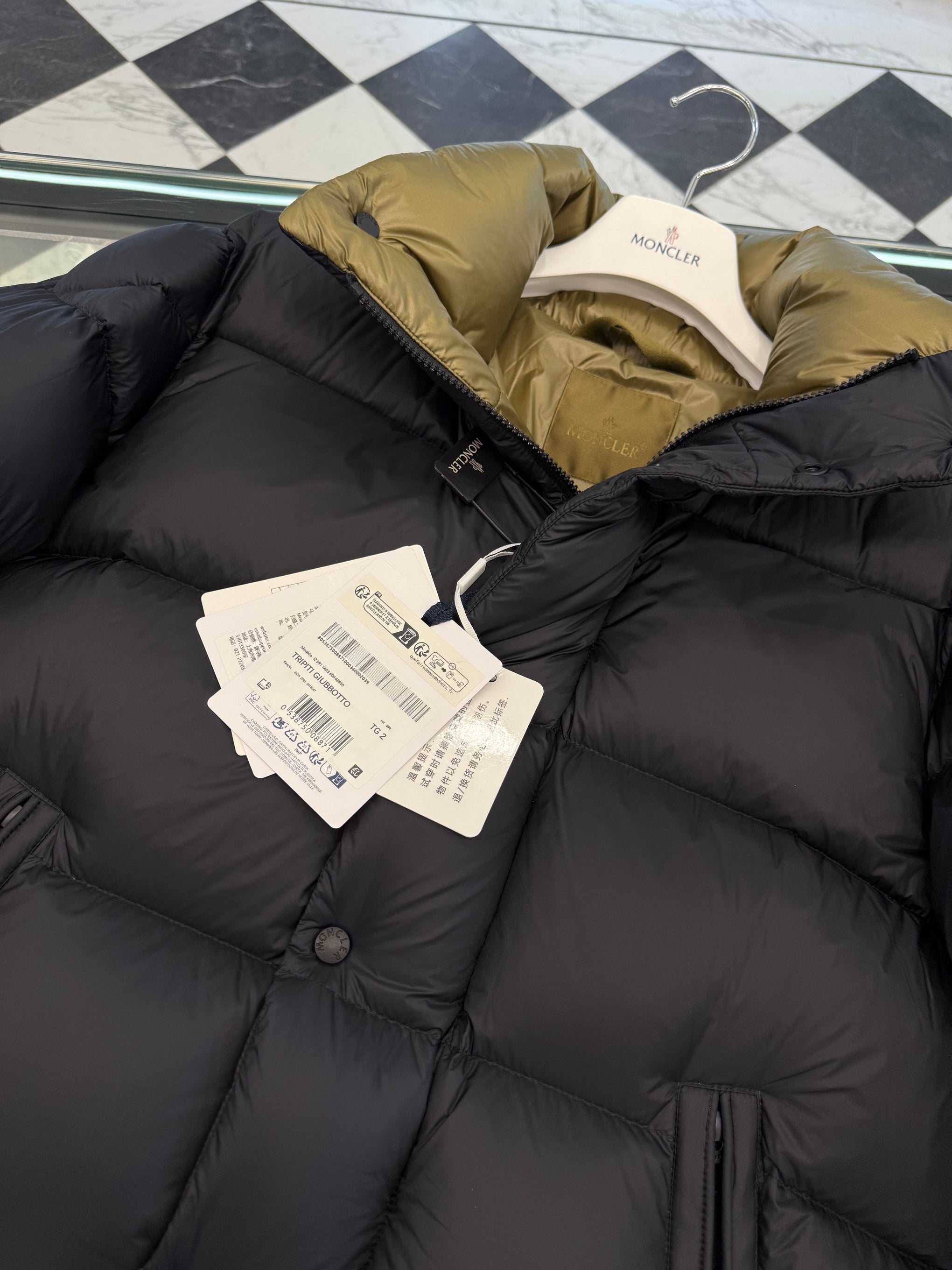 MONC TRIPITI JACKET