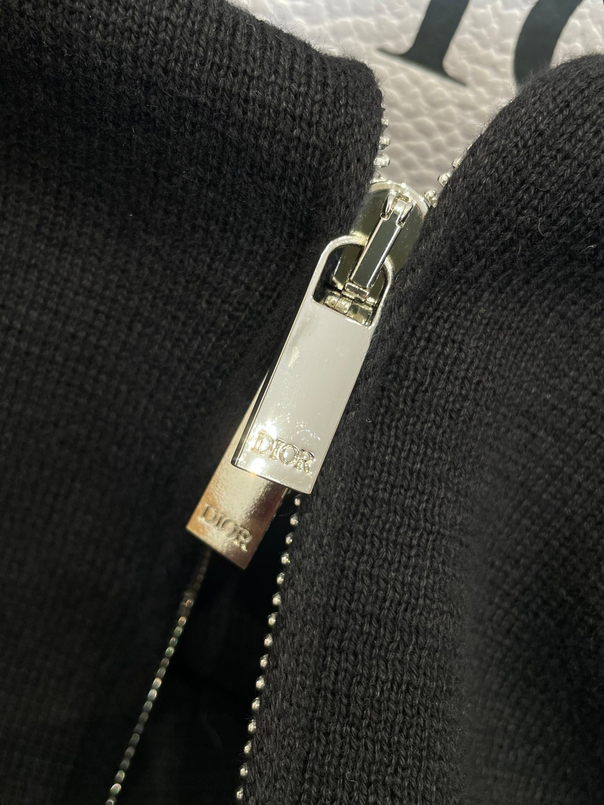 CD JUMPER