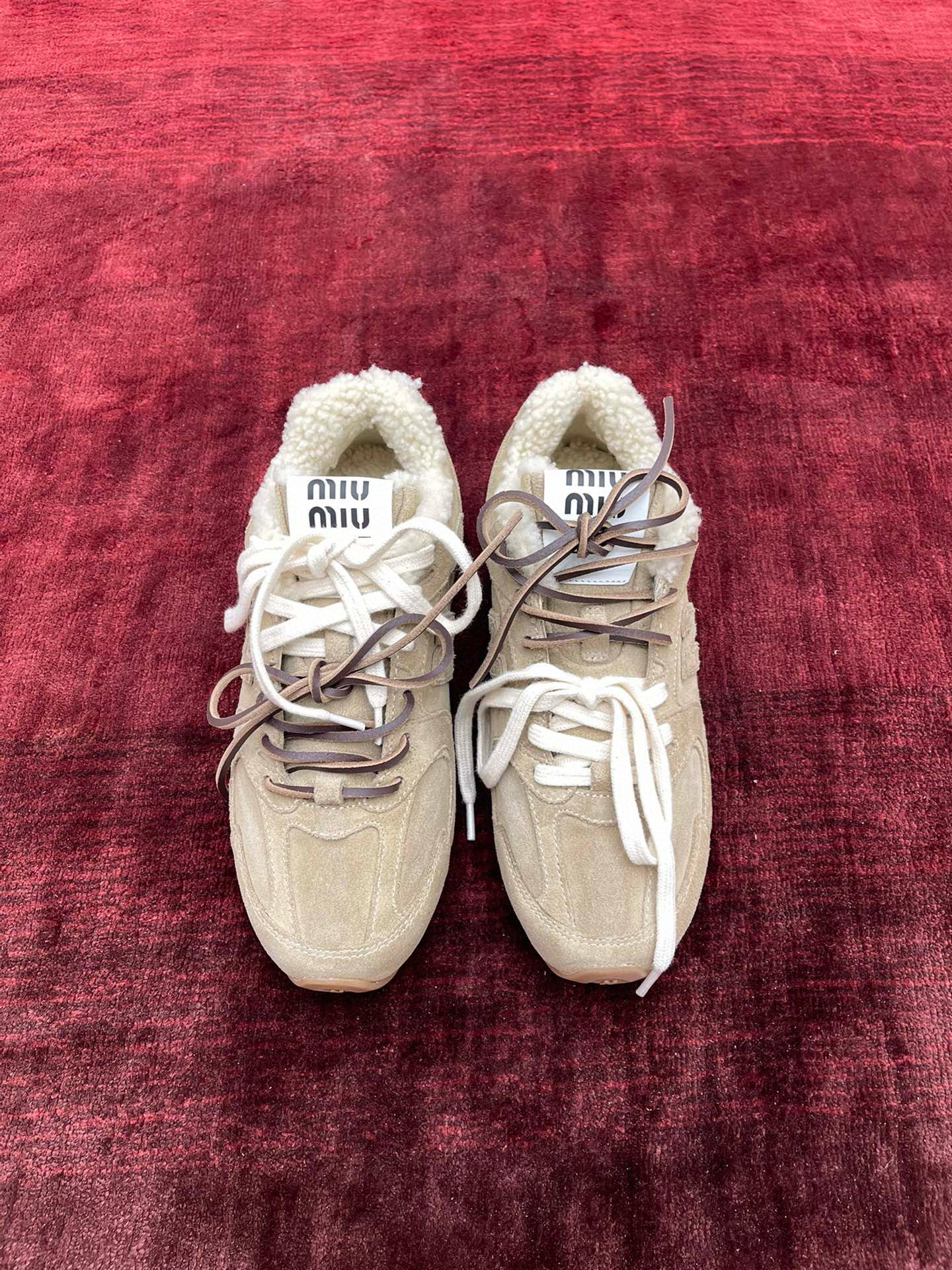 MIU M x NEW BALANCE TRAINERS