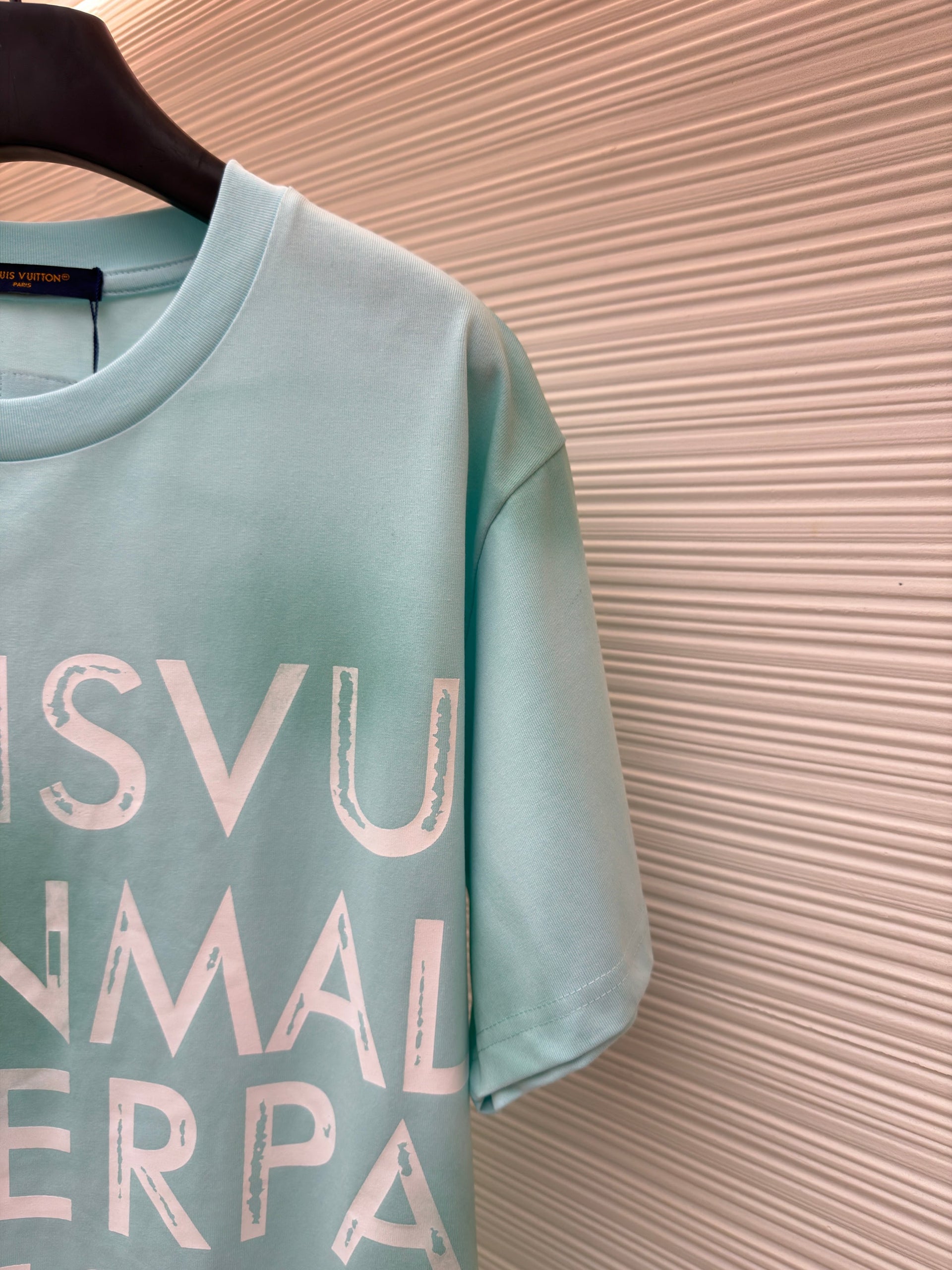 LOU T-SHIRT