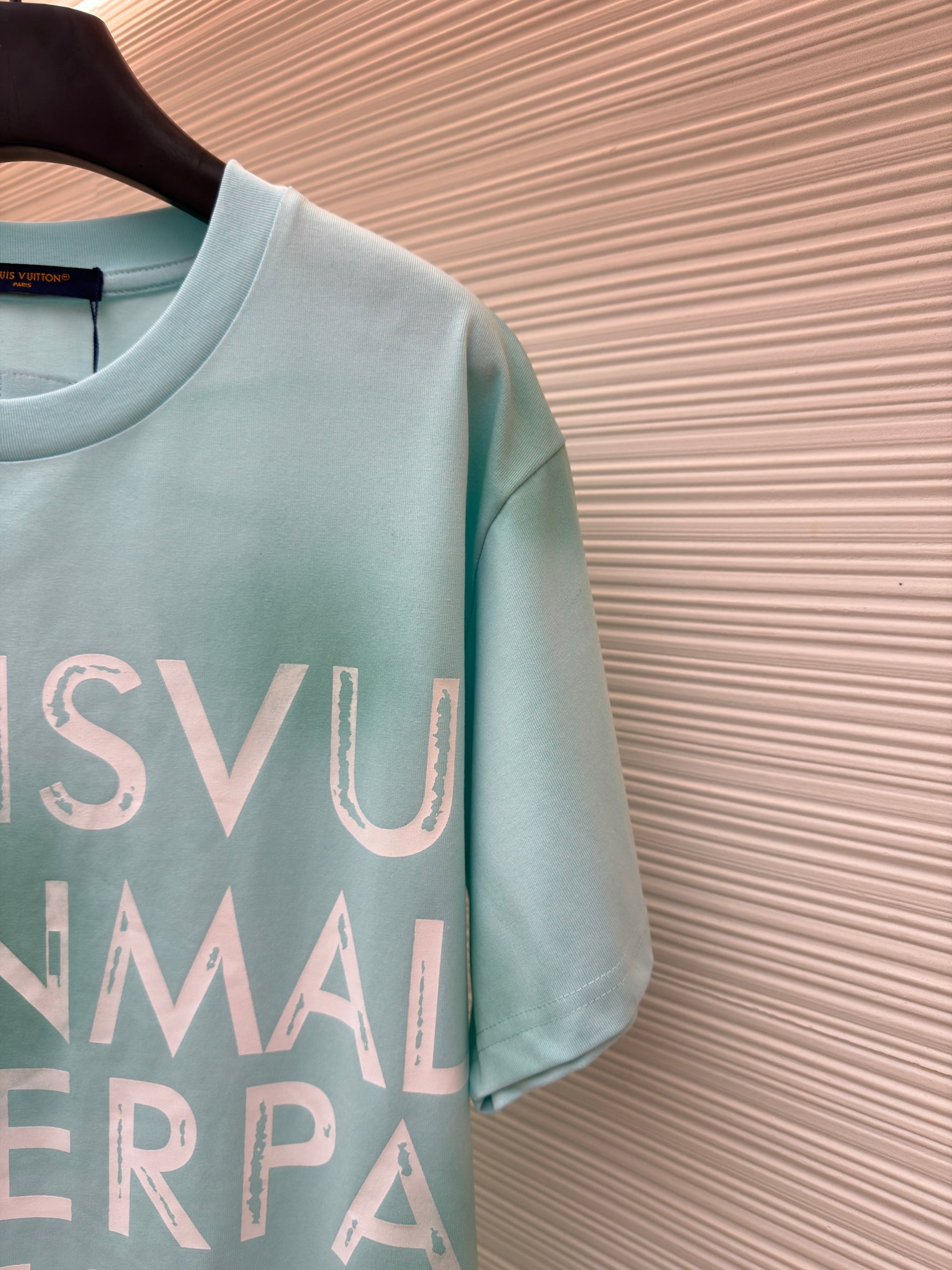 LOU T-SHIRT