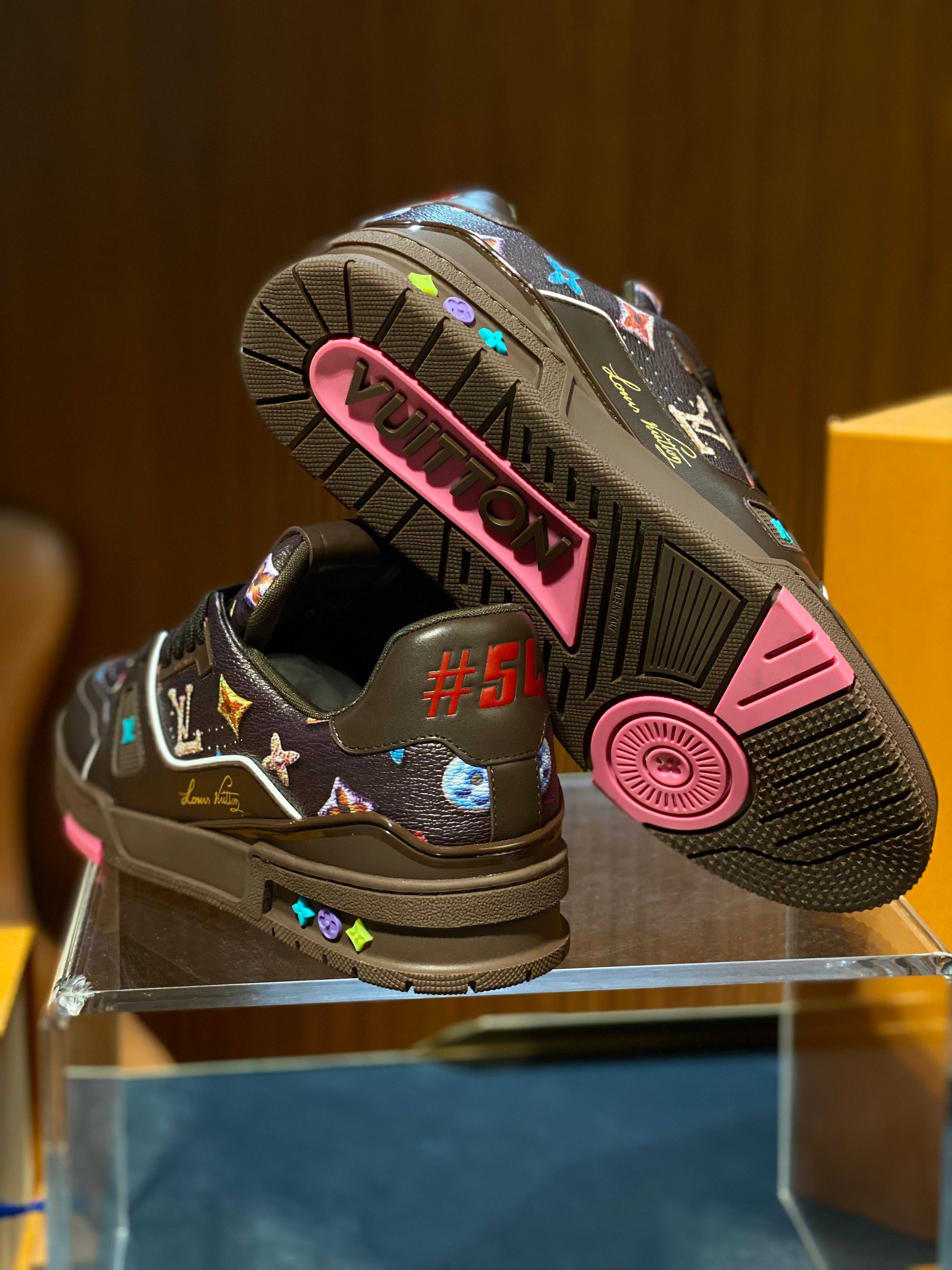 LOU SNEAKERS