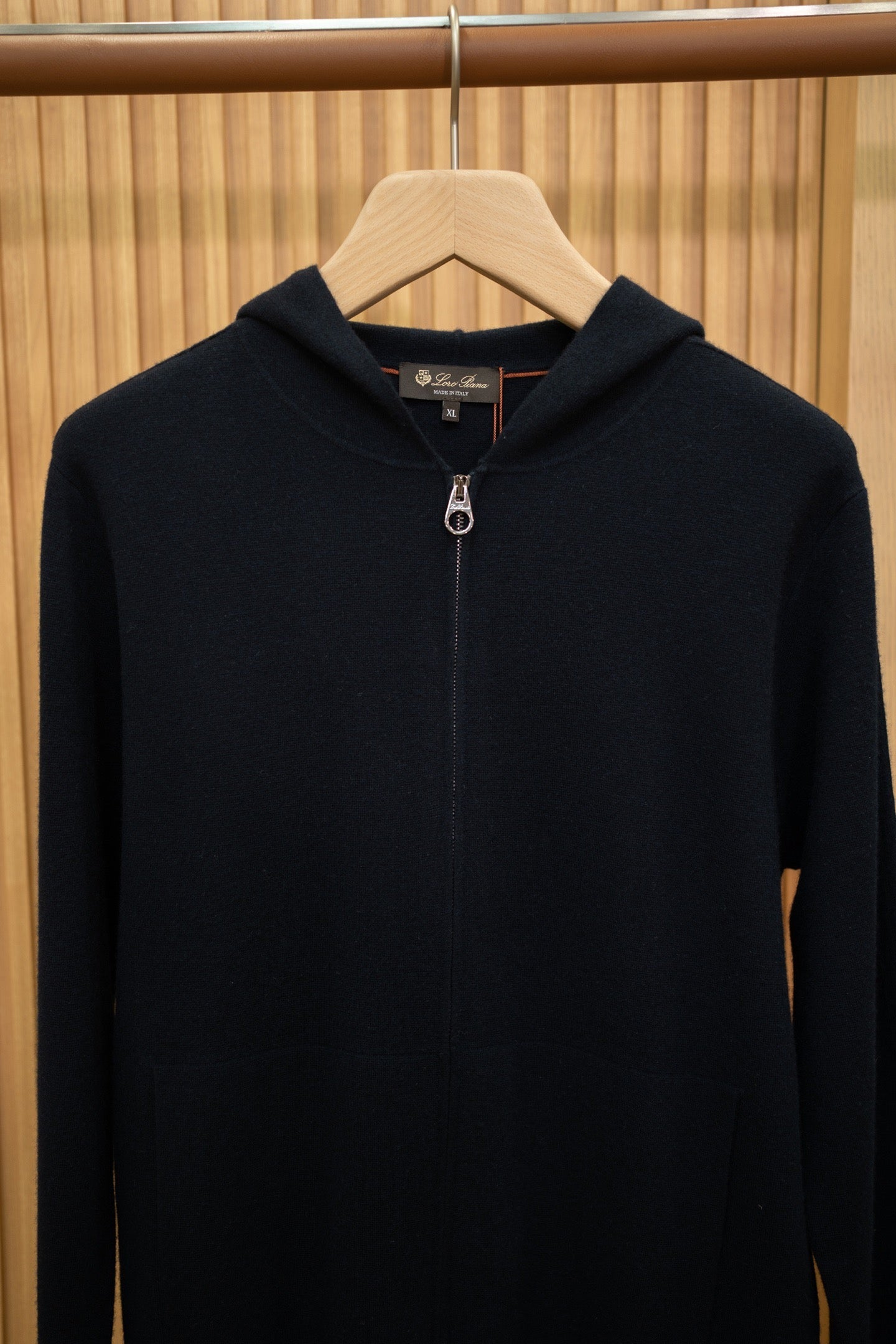 LORO P MERINO WOOL ZIP HOODIE