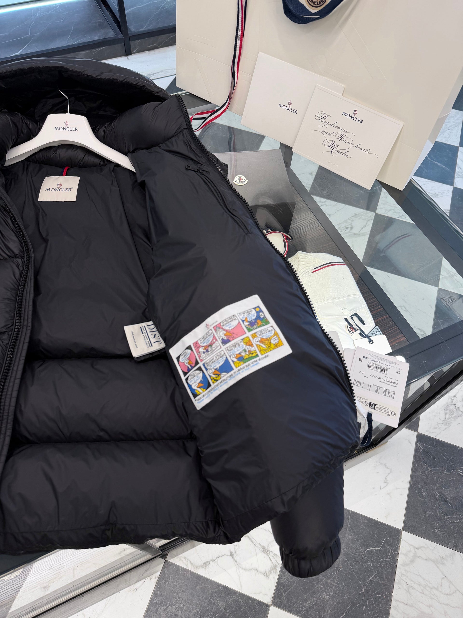 MONC COUYERE JACKET