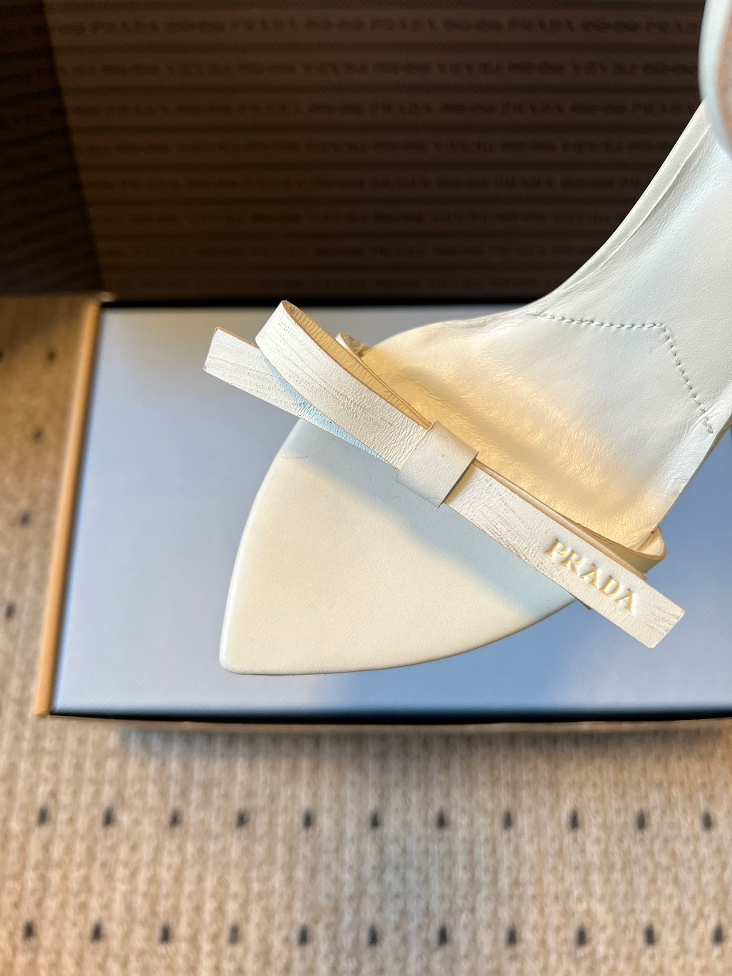 PD HEELS