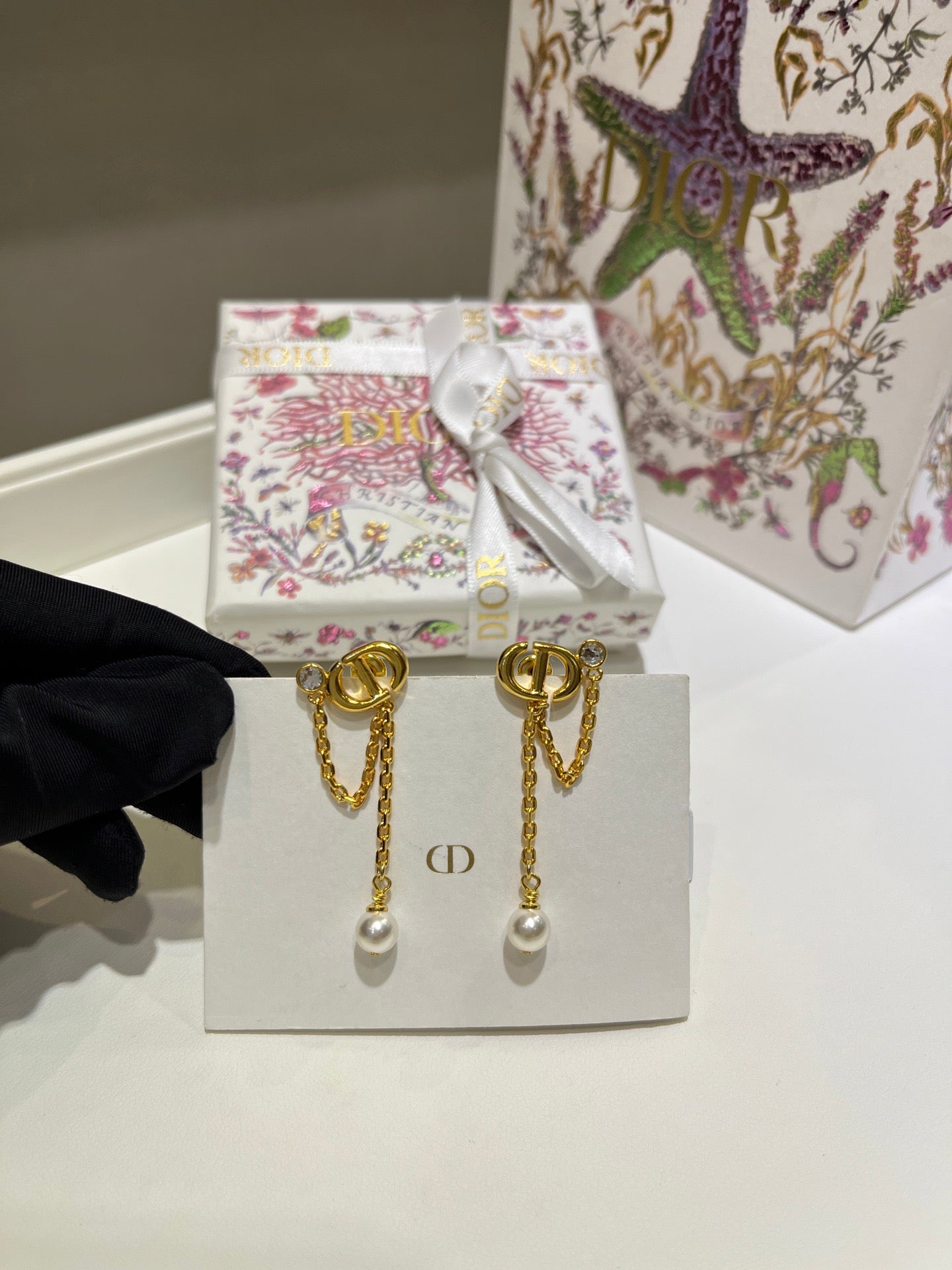 CD EARRINGS